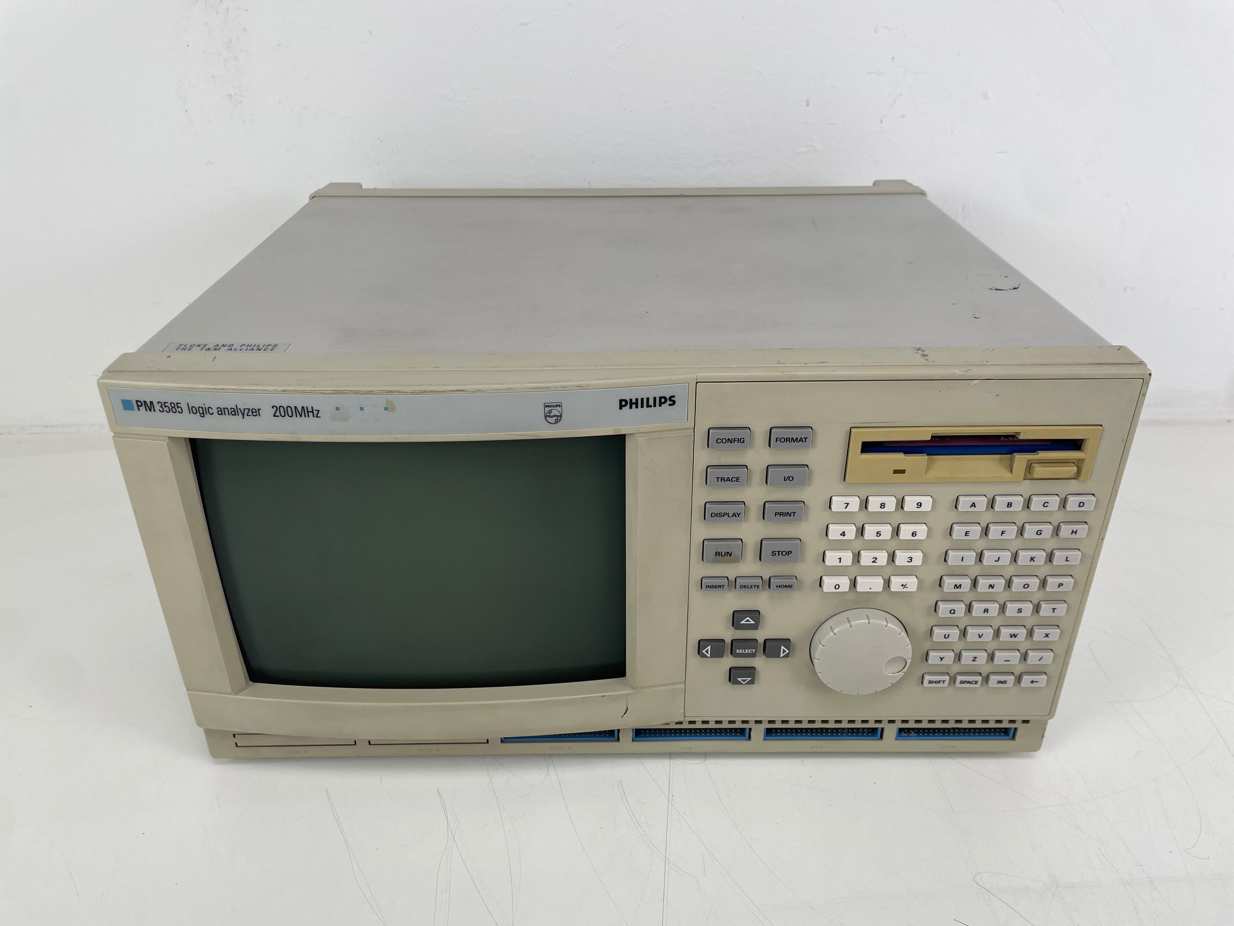 Philips - PM3595 - Logic Analyzer - 200 MHz - Untested