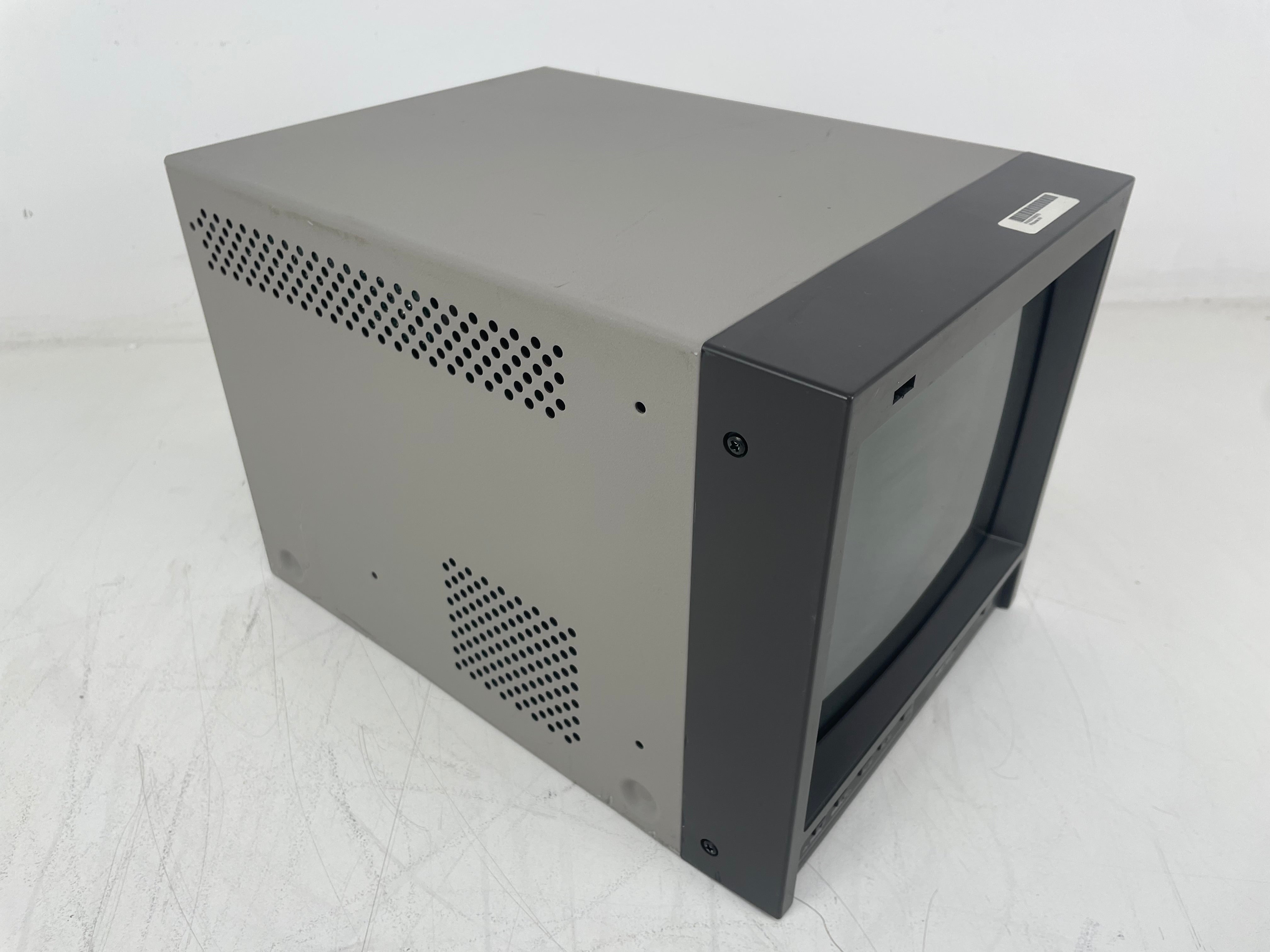 JVC - TM-A101G(E) - Portable CRT Monitor ²