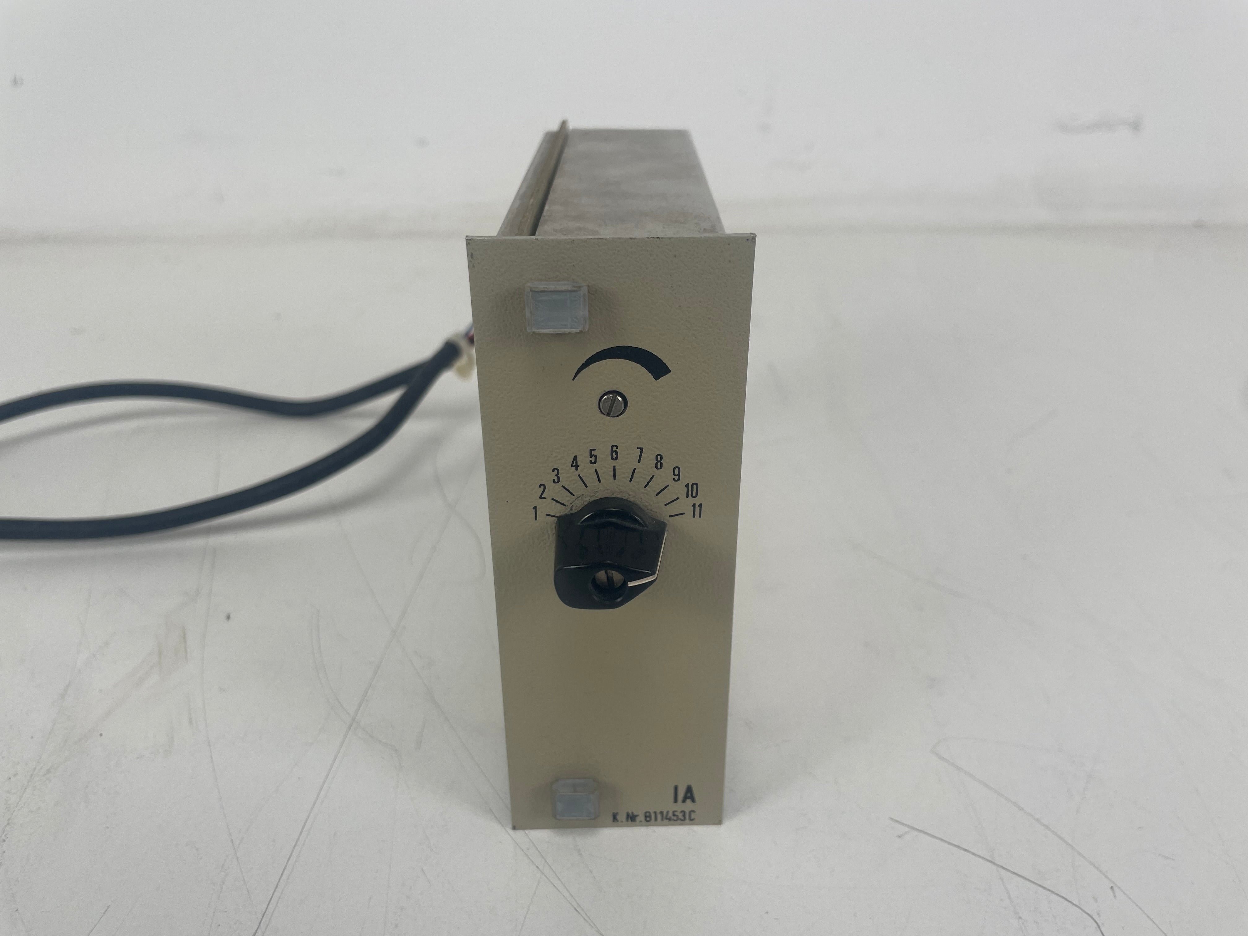 Siemens - WSW - IA 811435c  Studio Trennverstärker - With plugs (No.1)