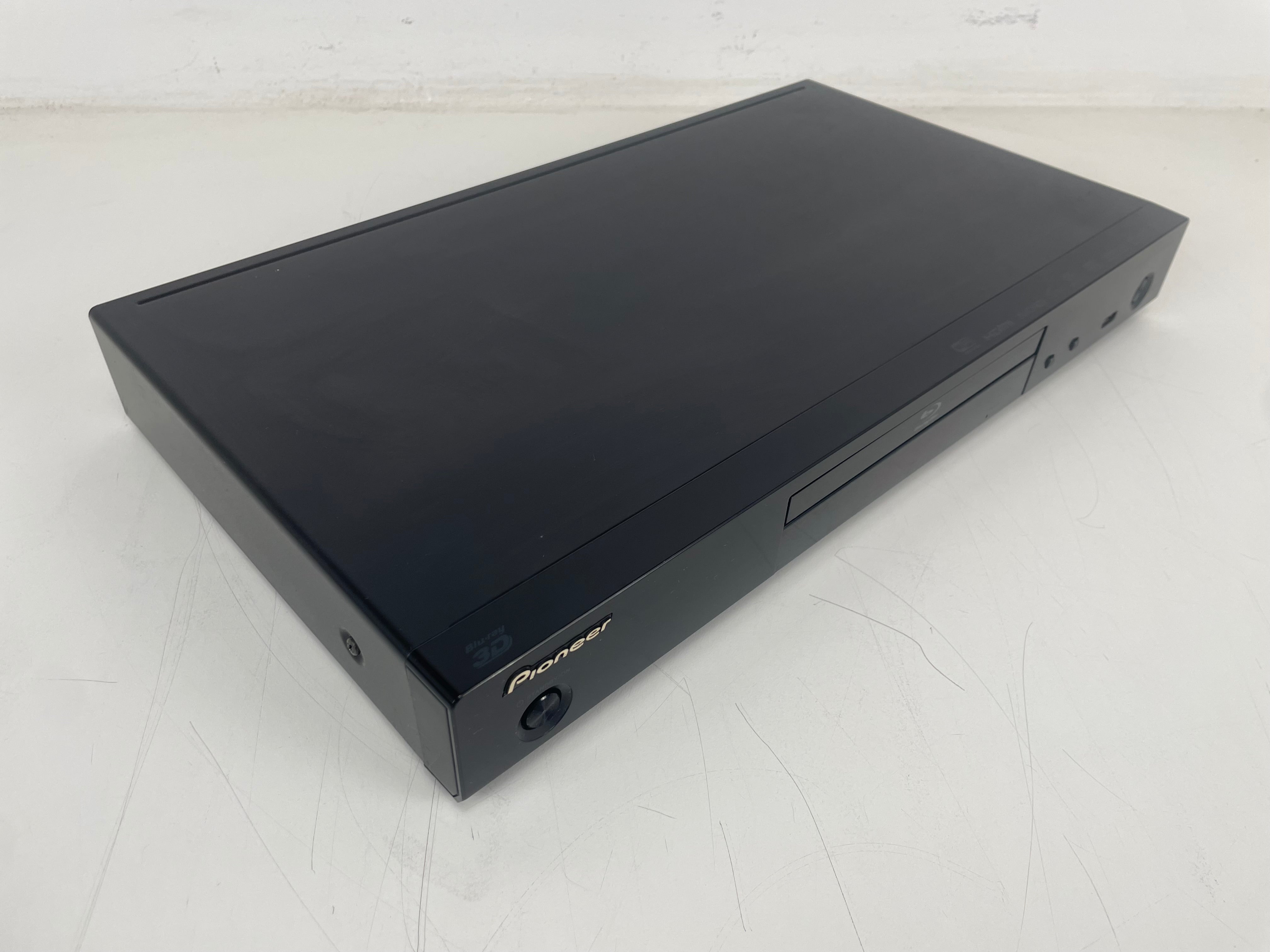 Pioneer - BDP-160-K - Blue-ray Player - Serviced (Repaired)
