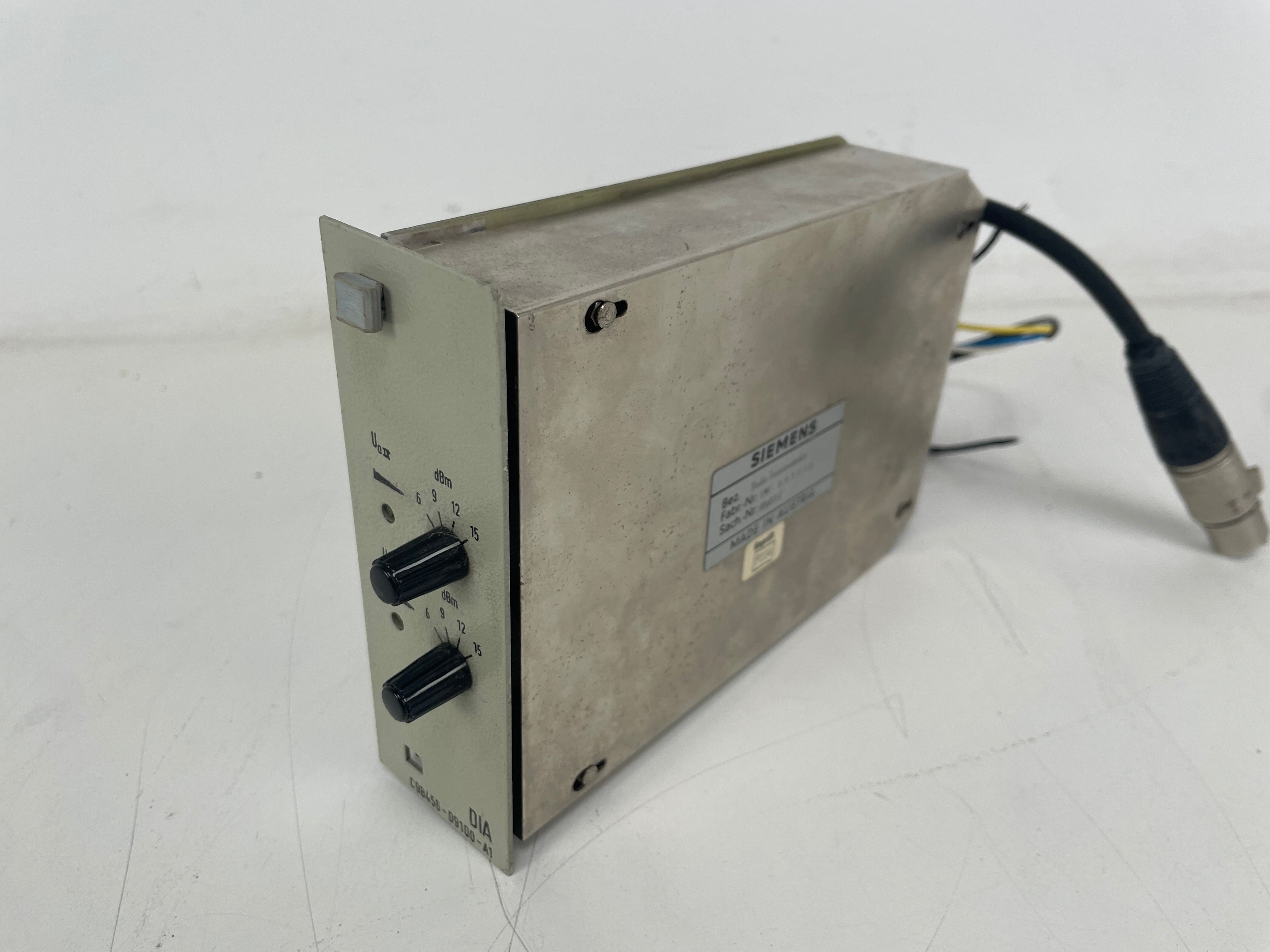 Siemens - DIA C98456-D9100-A1 - Doppeltrennverstärker - With plugs