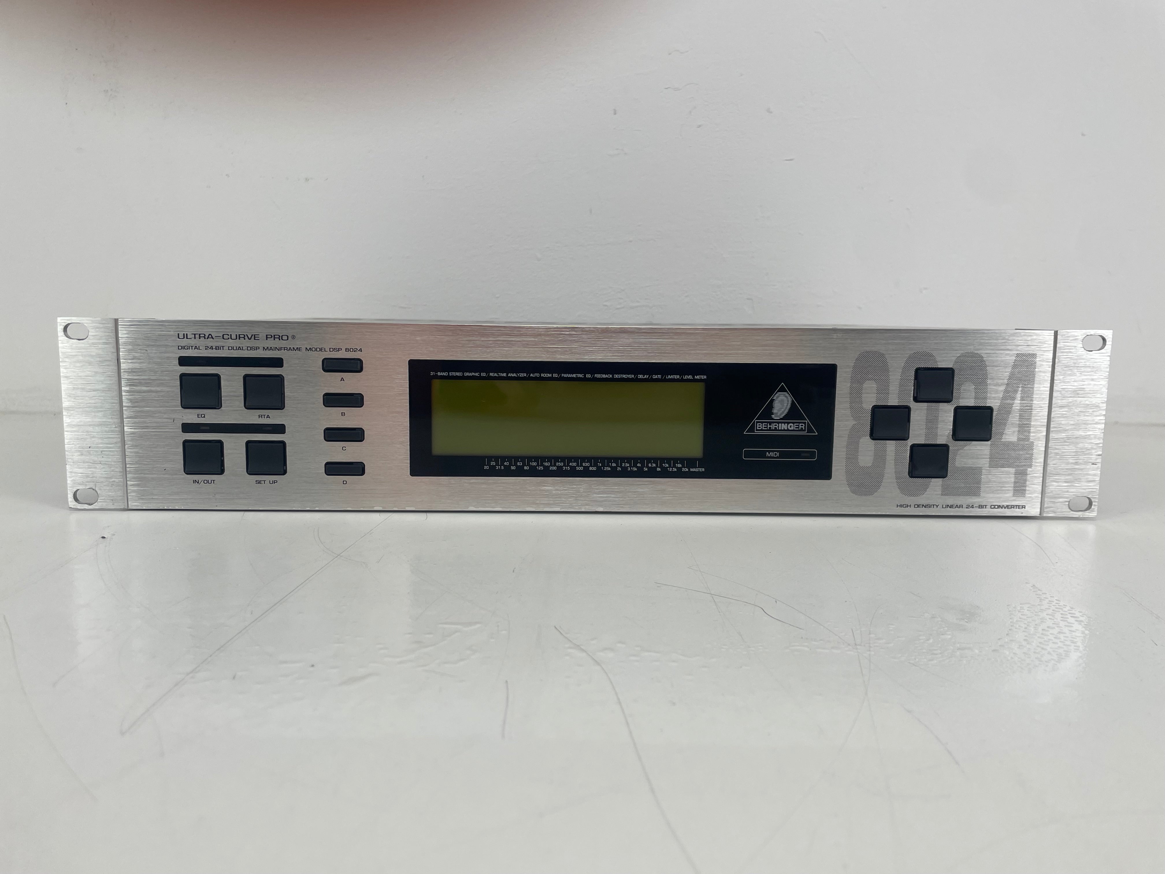 Behringer - Ultra-Curve Pro - DSP8024 - High Density Converter
