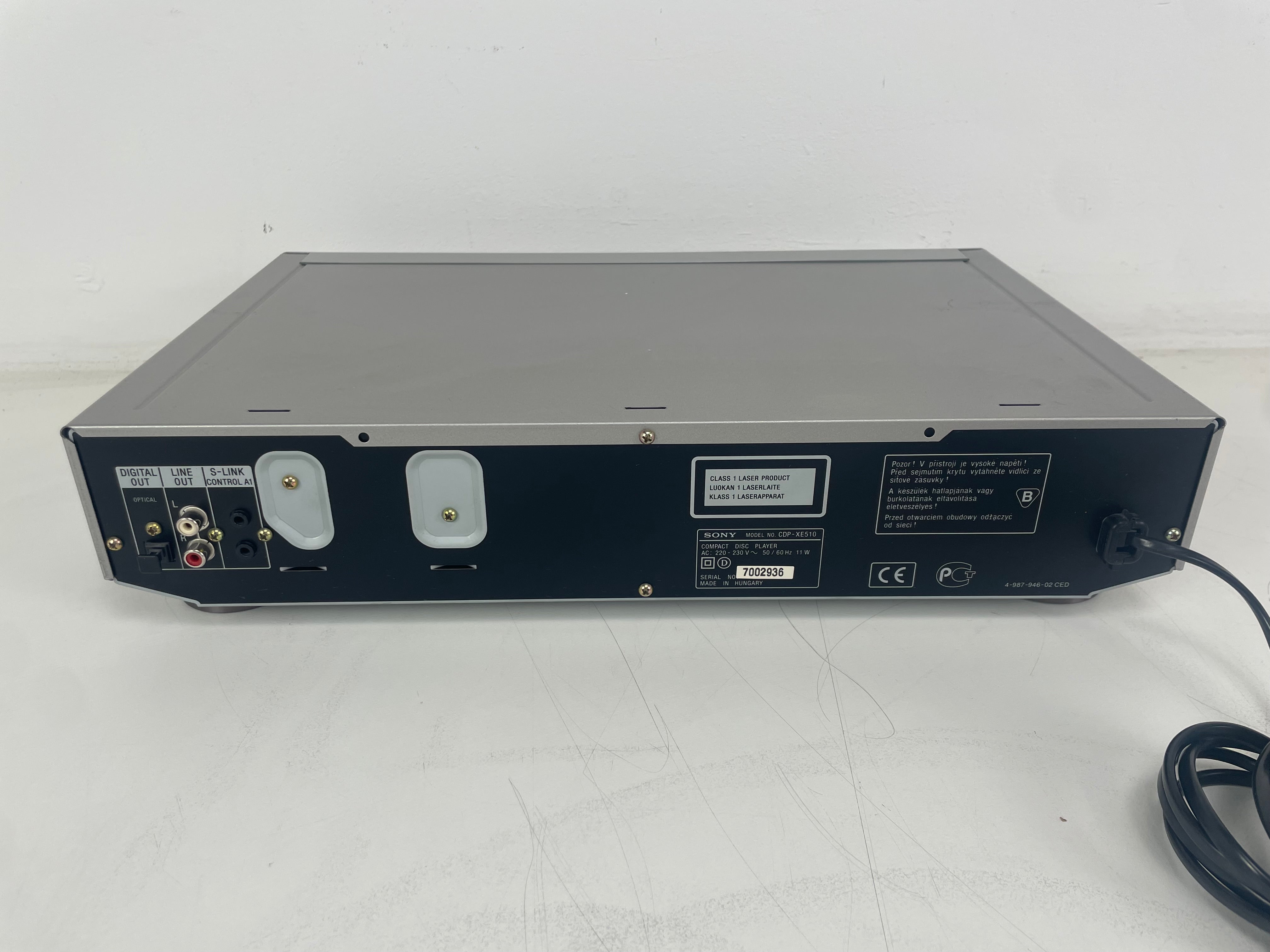 Sony - CDP-XE510 - CD-Player - Inc. Remote