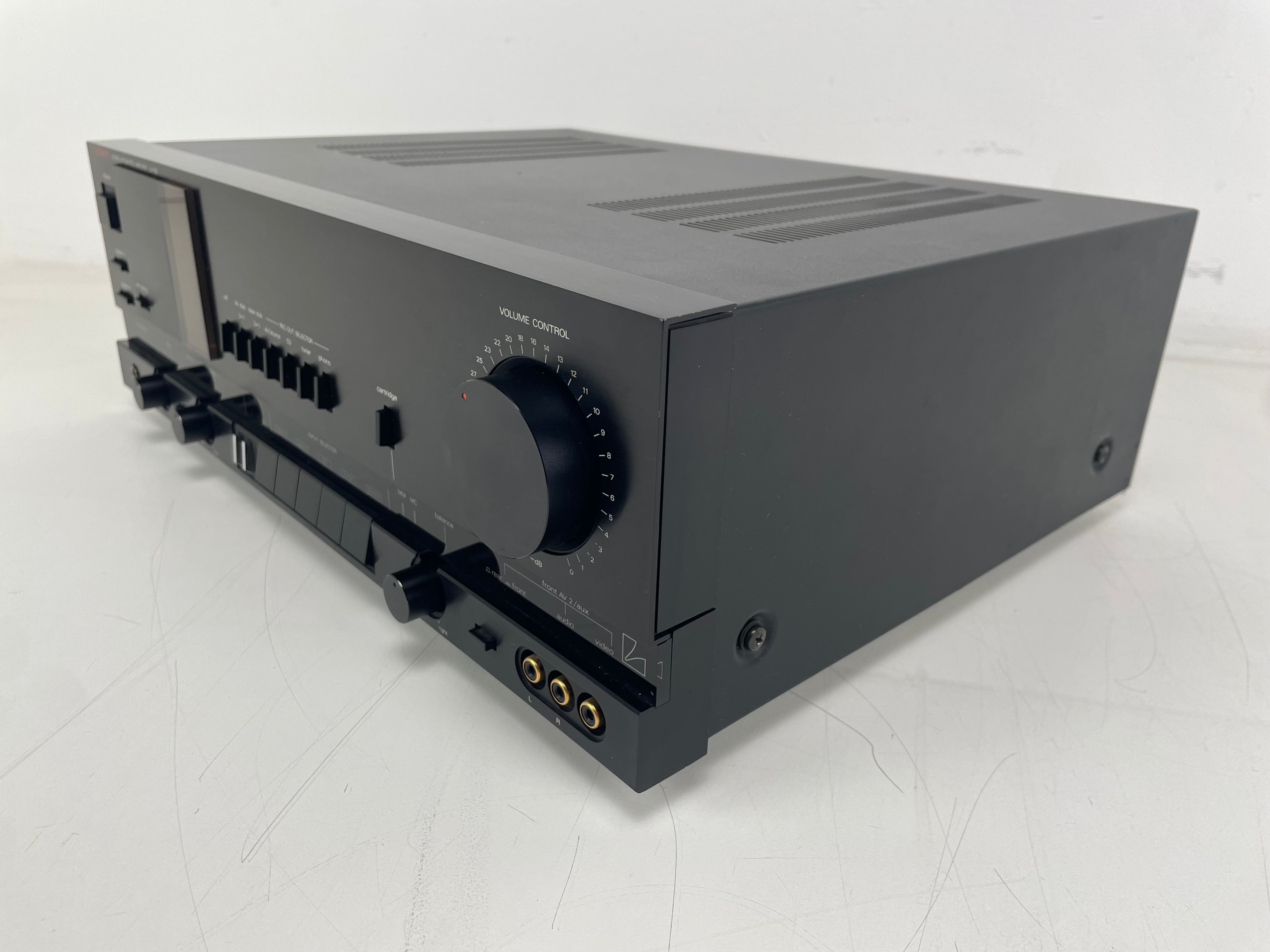 Luxman - LV-105 - Stereo Integrated Amplifier - Inc. Original Box/Manual - Mint - Serviced (Repaired)