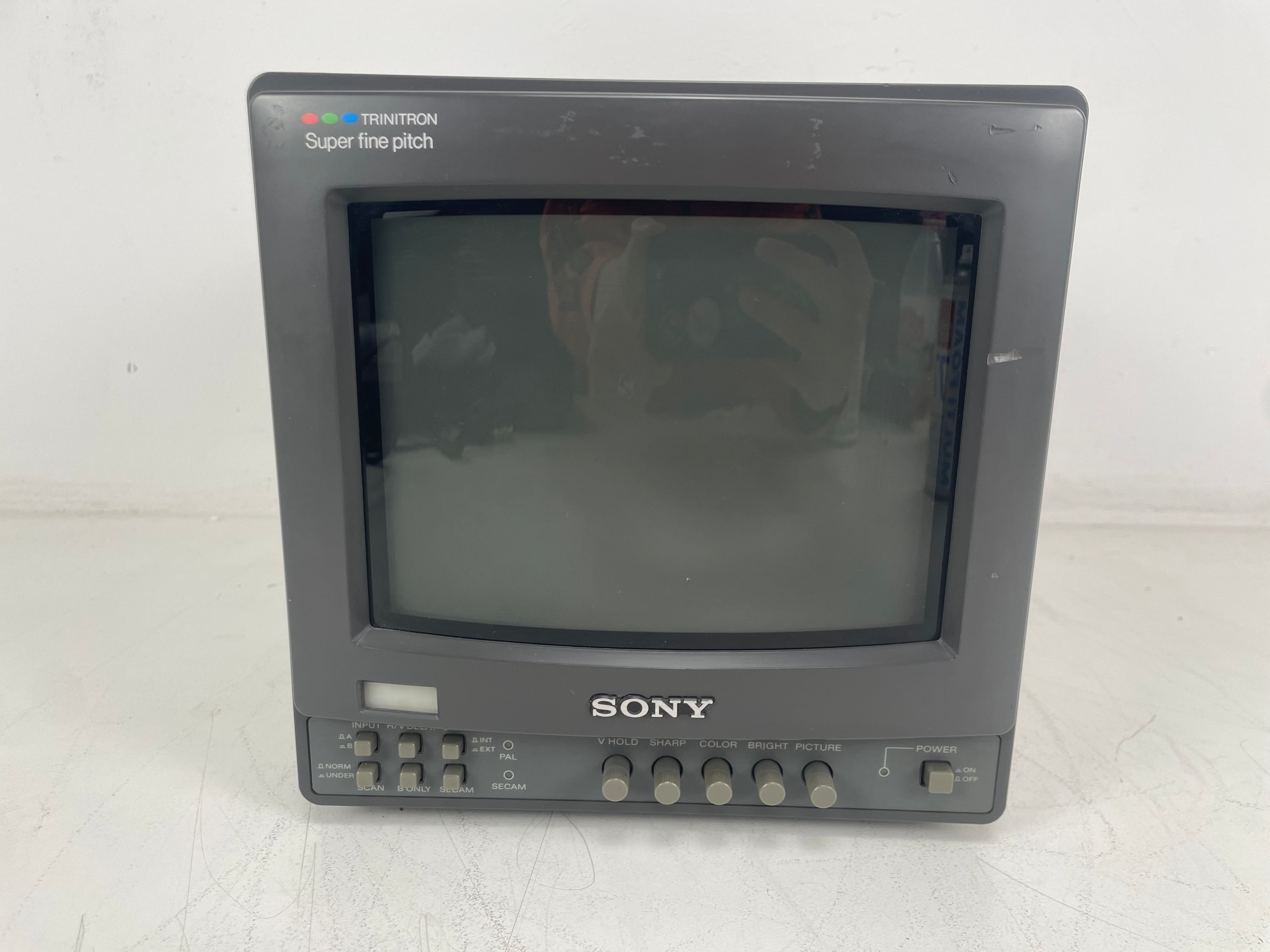 Sony - PVM-9221ME - Trinitron Color Video Monitor