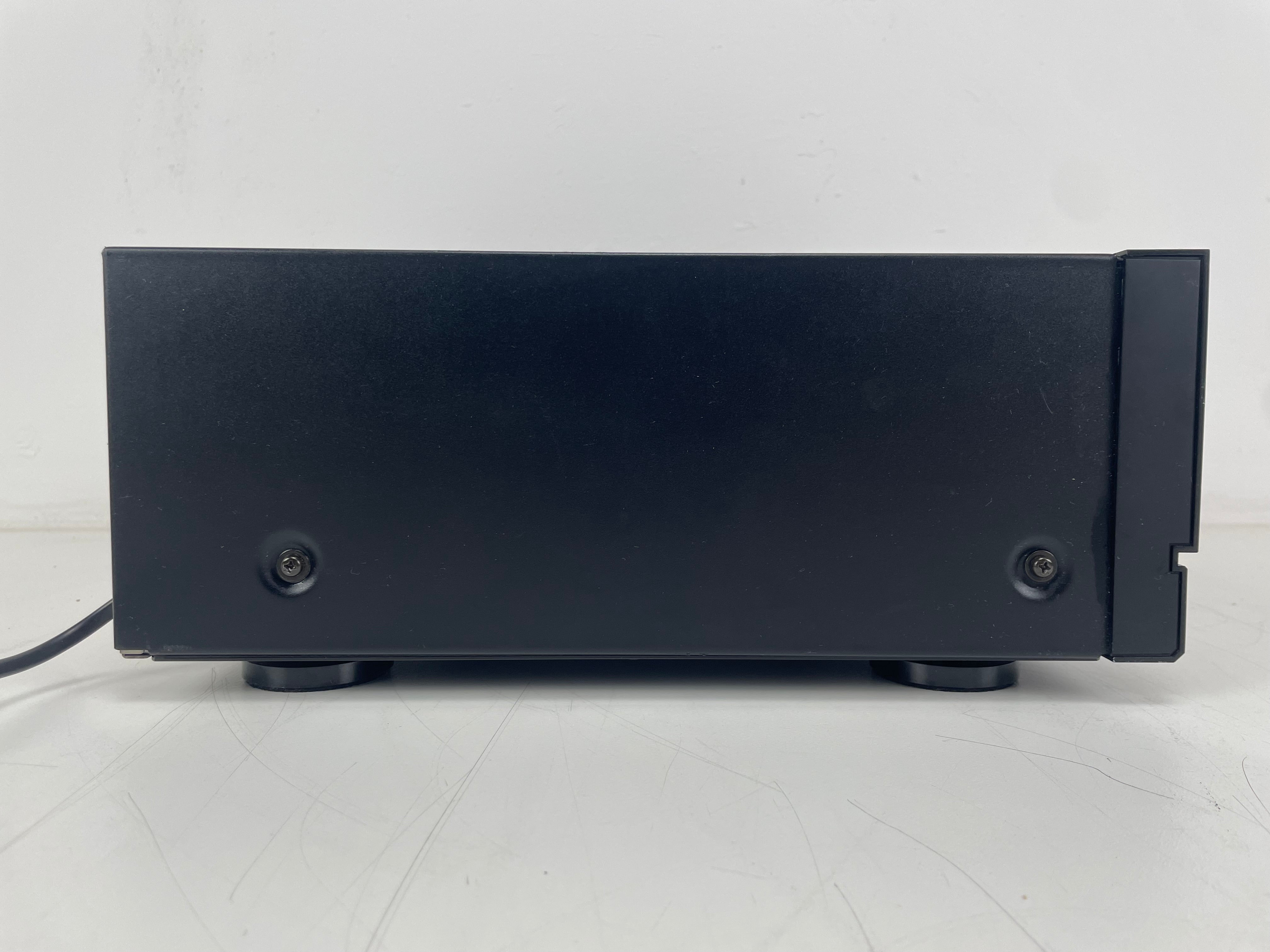 Luxman - D-103u - Compact Disc Player - Tube CD Player