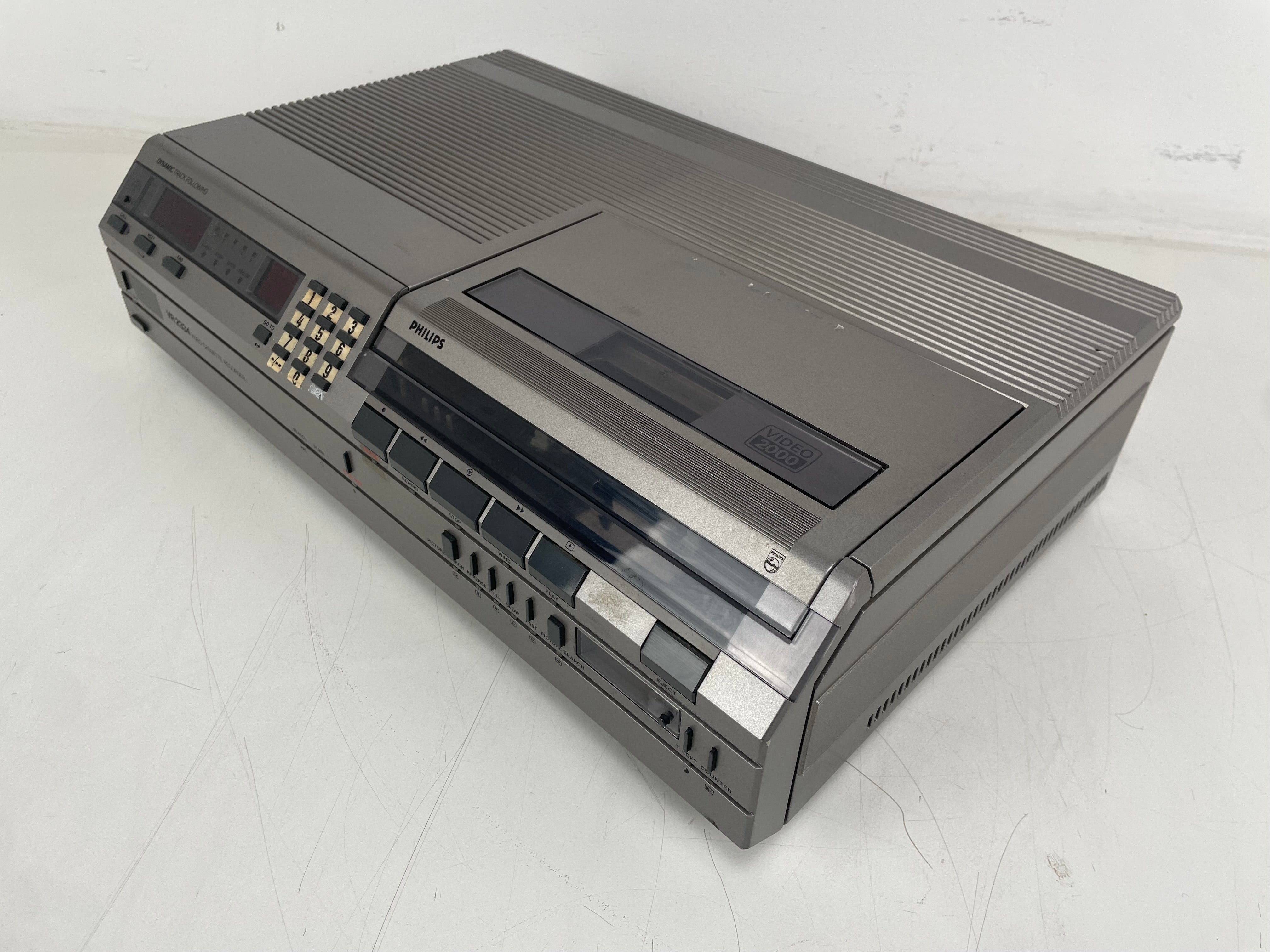 Philips - VR2334/10 - Video2000 - Serviced