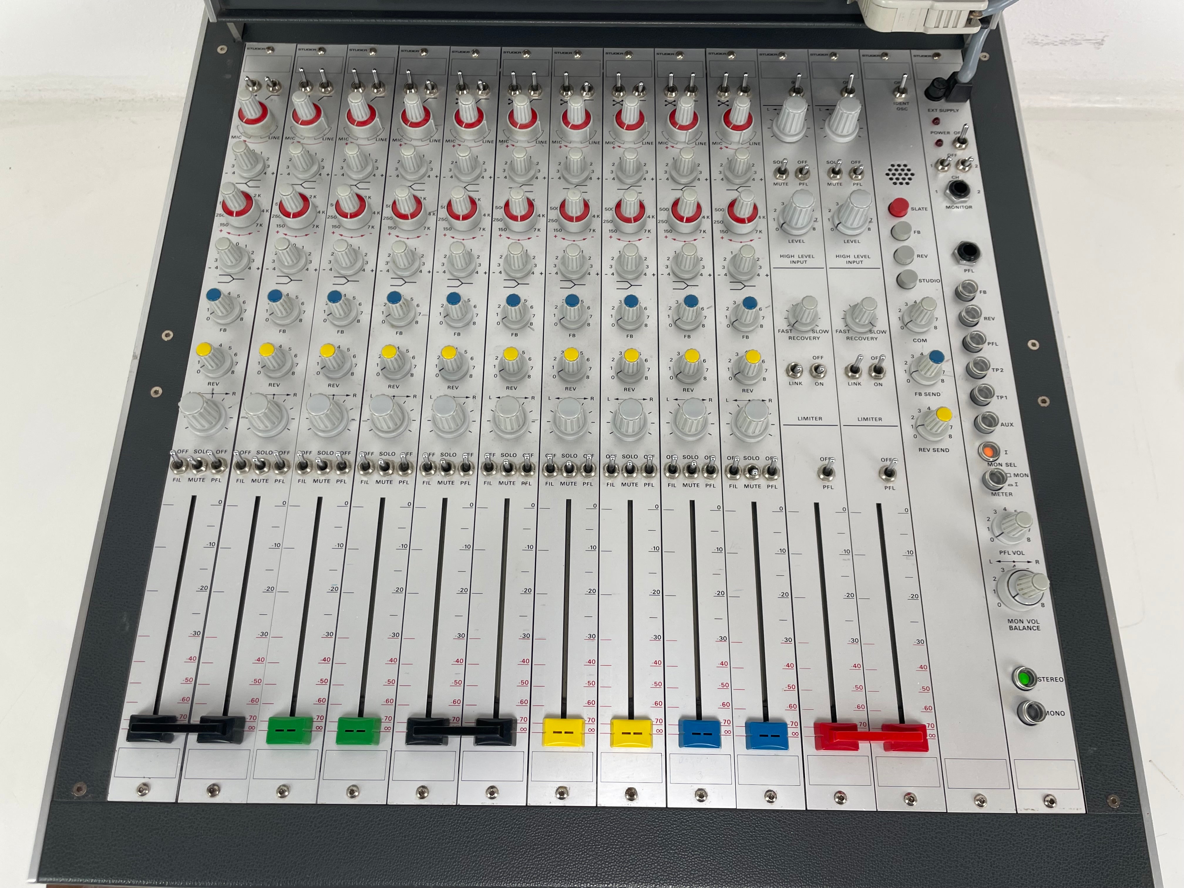 Studer - 169 - Studio Mixer - Inc. Manual/Spare-Parts/Breakout-Box - Serviced (Recapped)