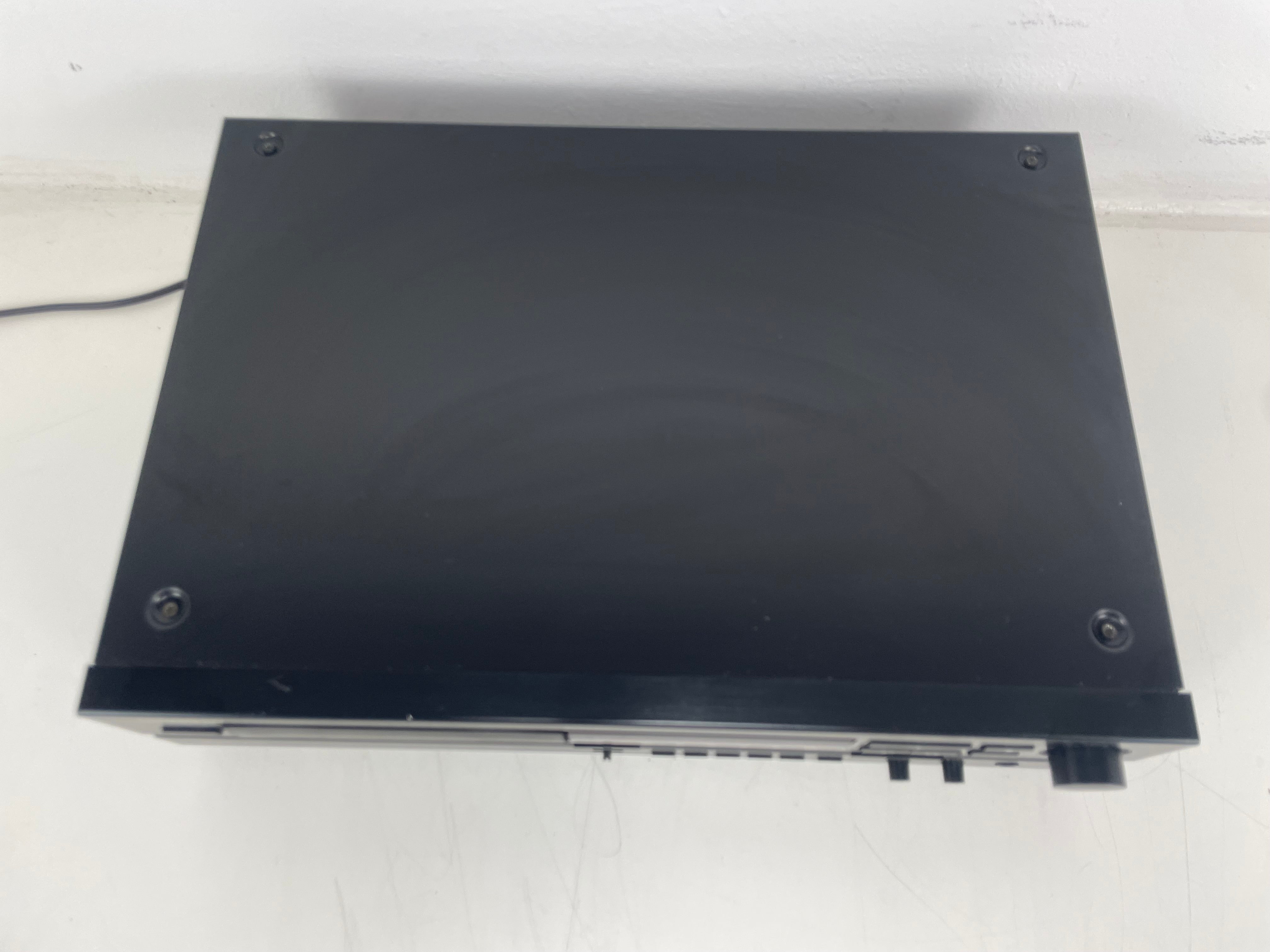 Denon - DRS-610 - Stereo Cassete Deck - 2-Head -  Horizontal Loading - Serviced (New Belts)