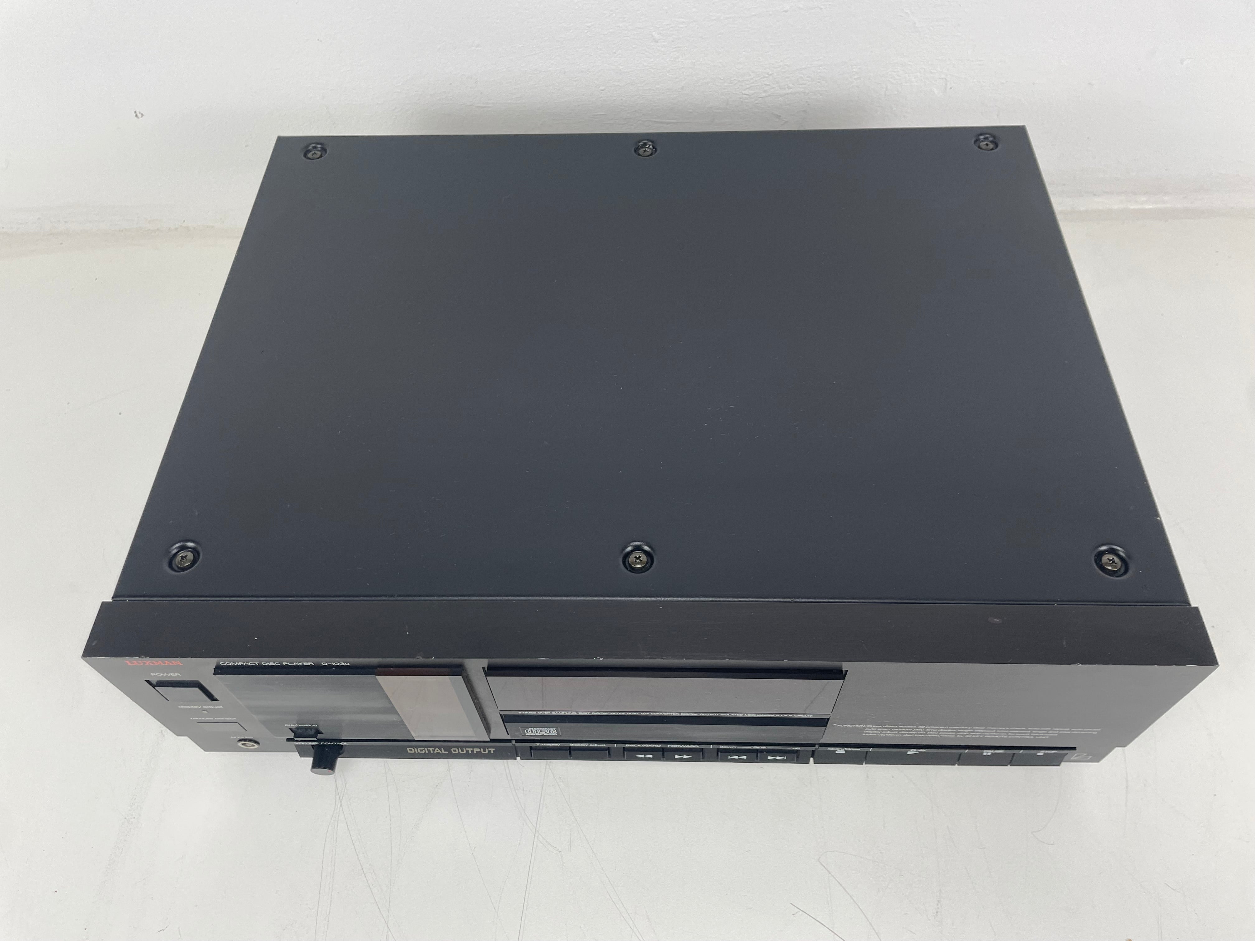 Luxman - D-103u - Compact Disc Player - Tube CD Player