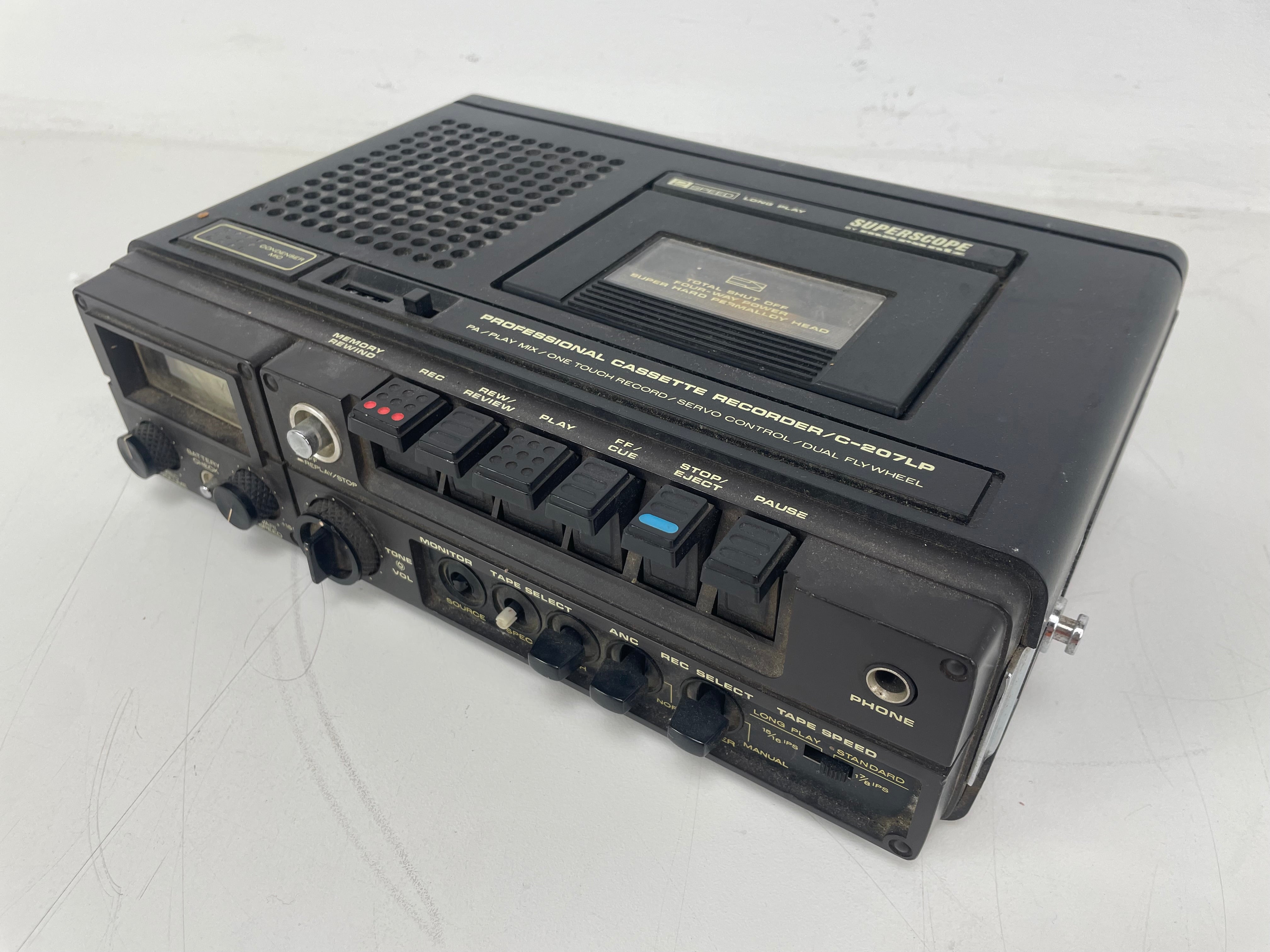 Superscope - C-207LP - Portable Cassette Recorder - For Parts