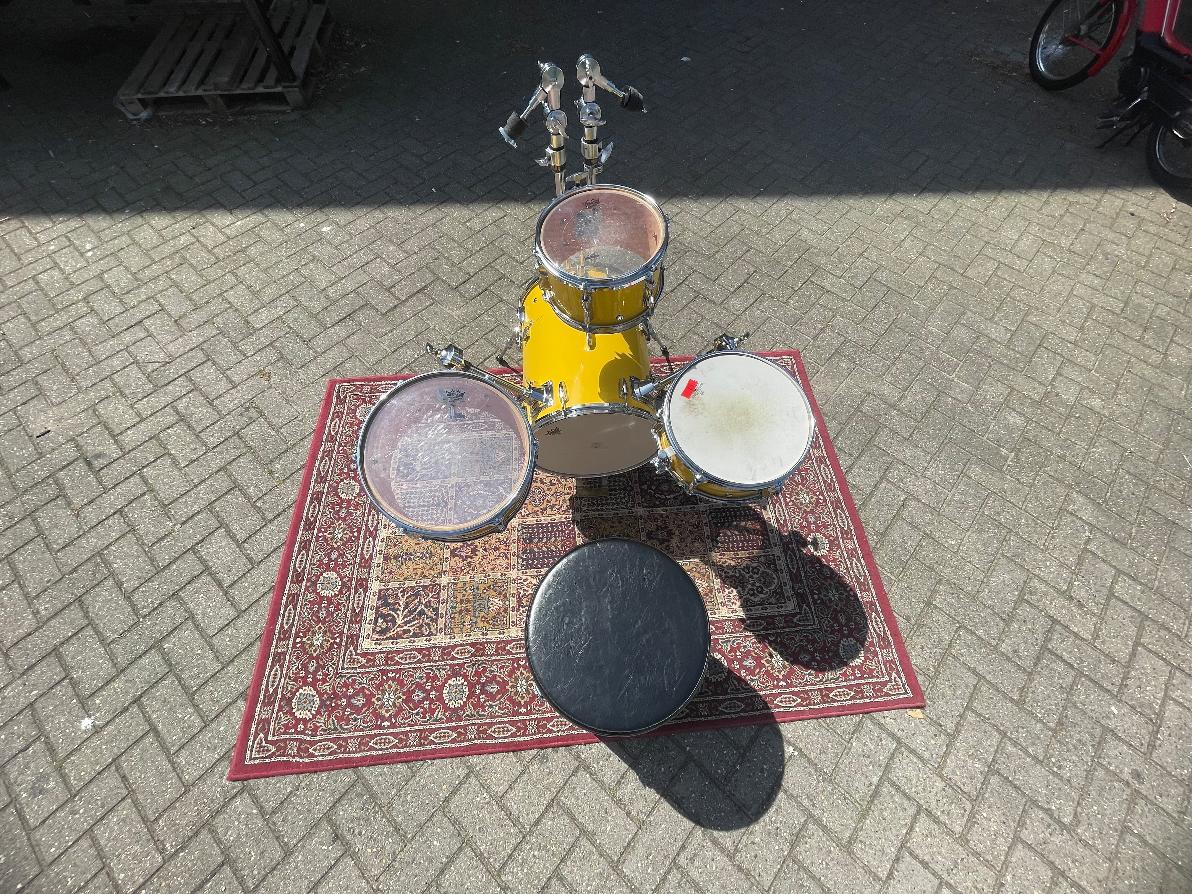 Yamaha - Hipgig – Yellow Drum Kit – Vintage Rare Compact Drum Set - Inc. Cases