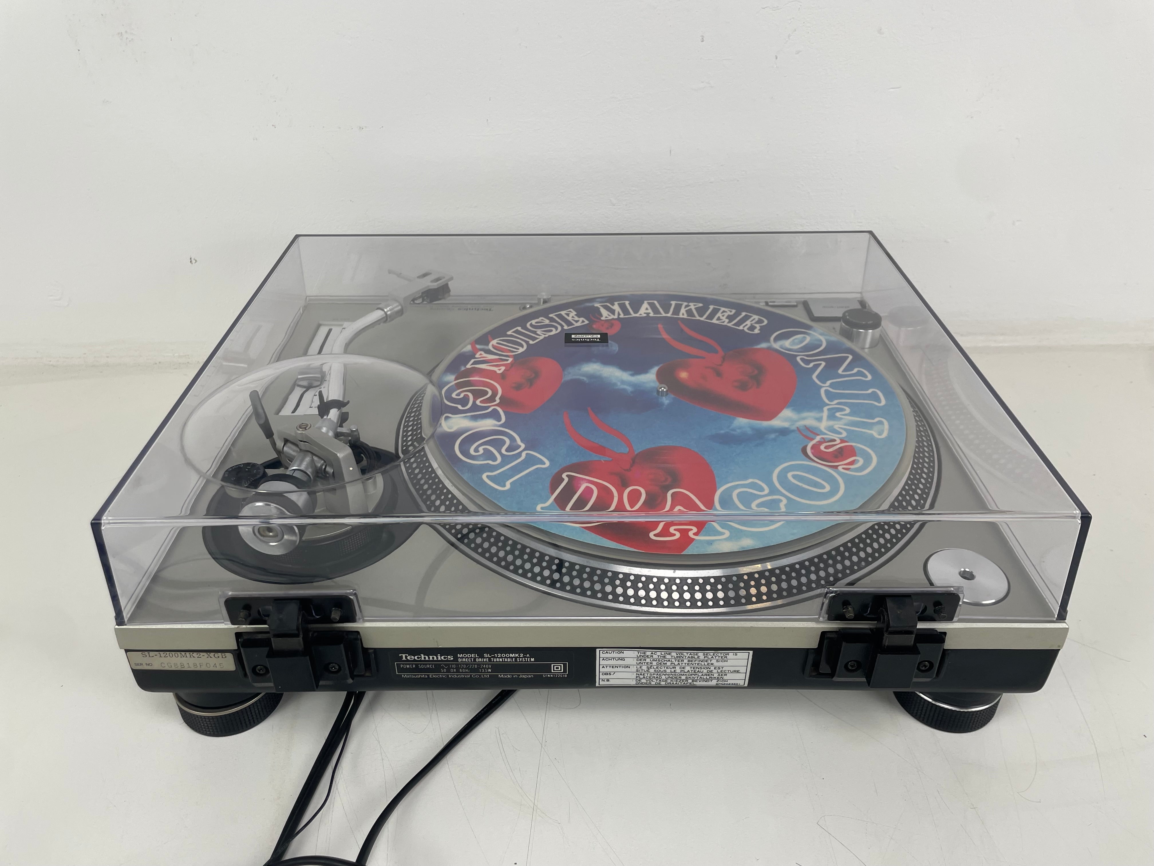 Technics - SL1200 MK2 - Direct-Drive - Original Dustcover -  Shure Encore Me 70B Stylus - Serviced (Repaired)