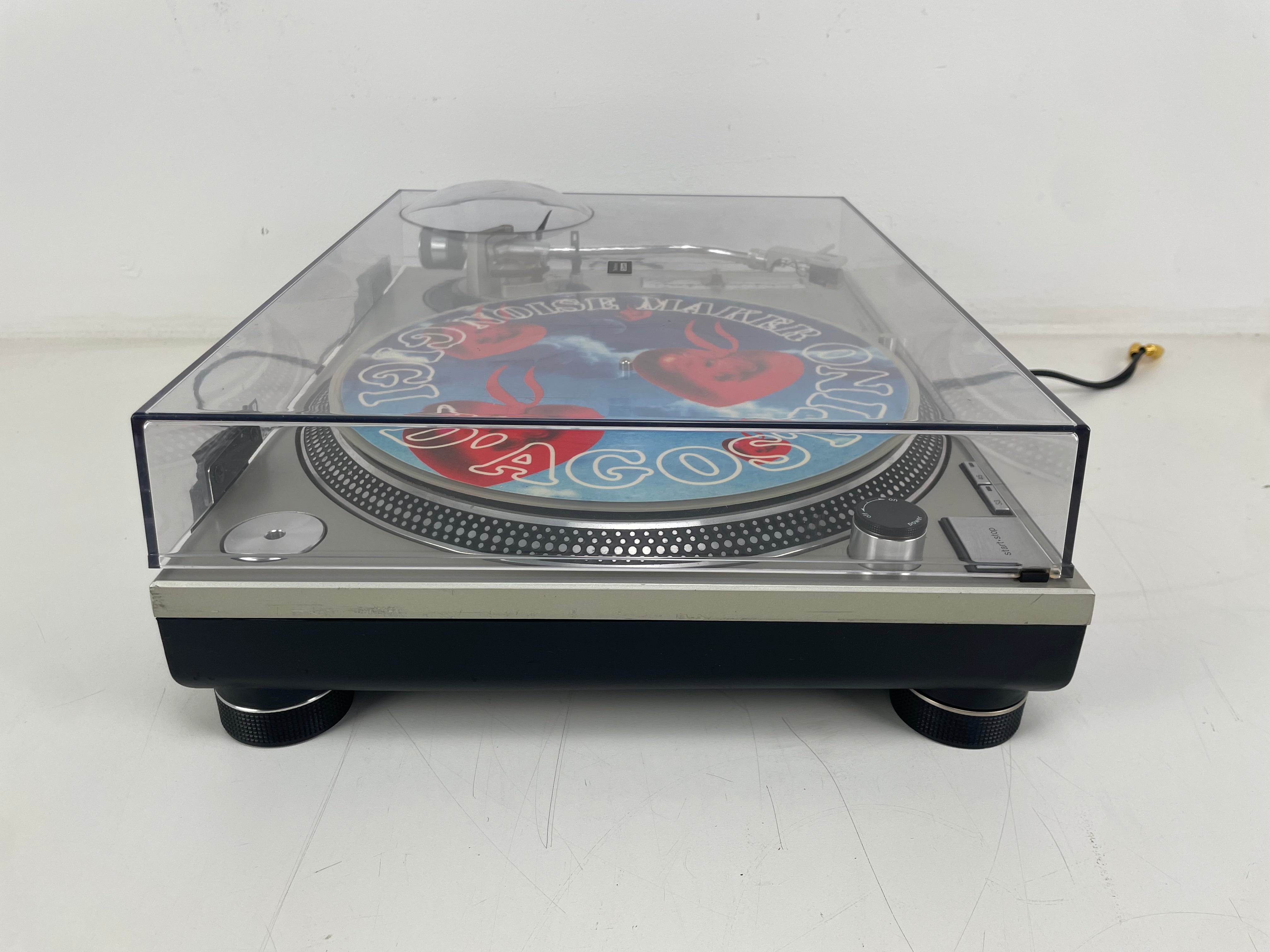 Technics - SL1200 MK2 - Direct-Drive - Original Dustcover -  Shure Encore Me 70B Stylus - Serviced (Repaired)