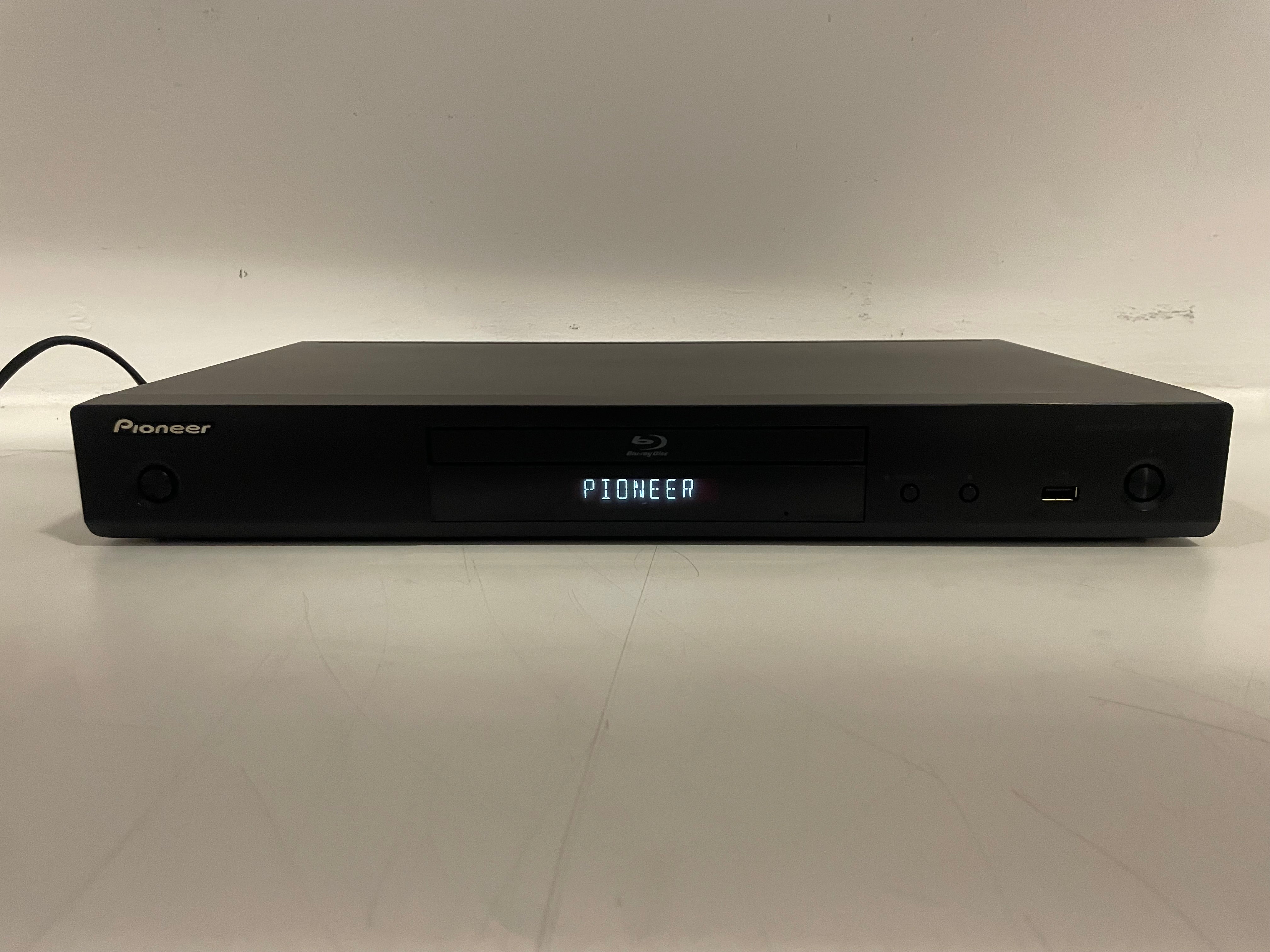 Pioneer - BDP-160-K - Blue-ray Player - Serviced (Repaired)