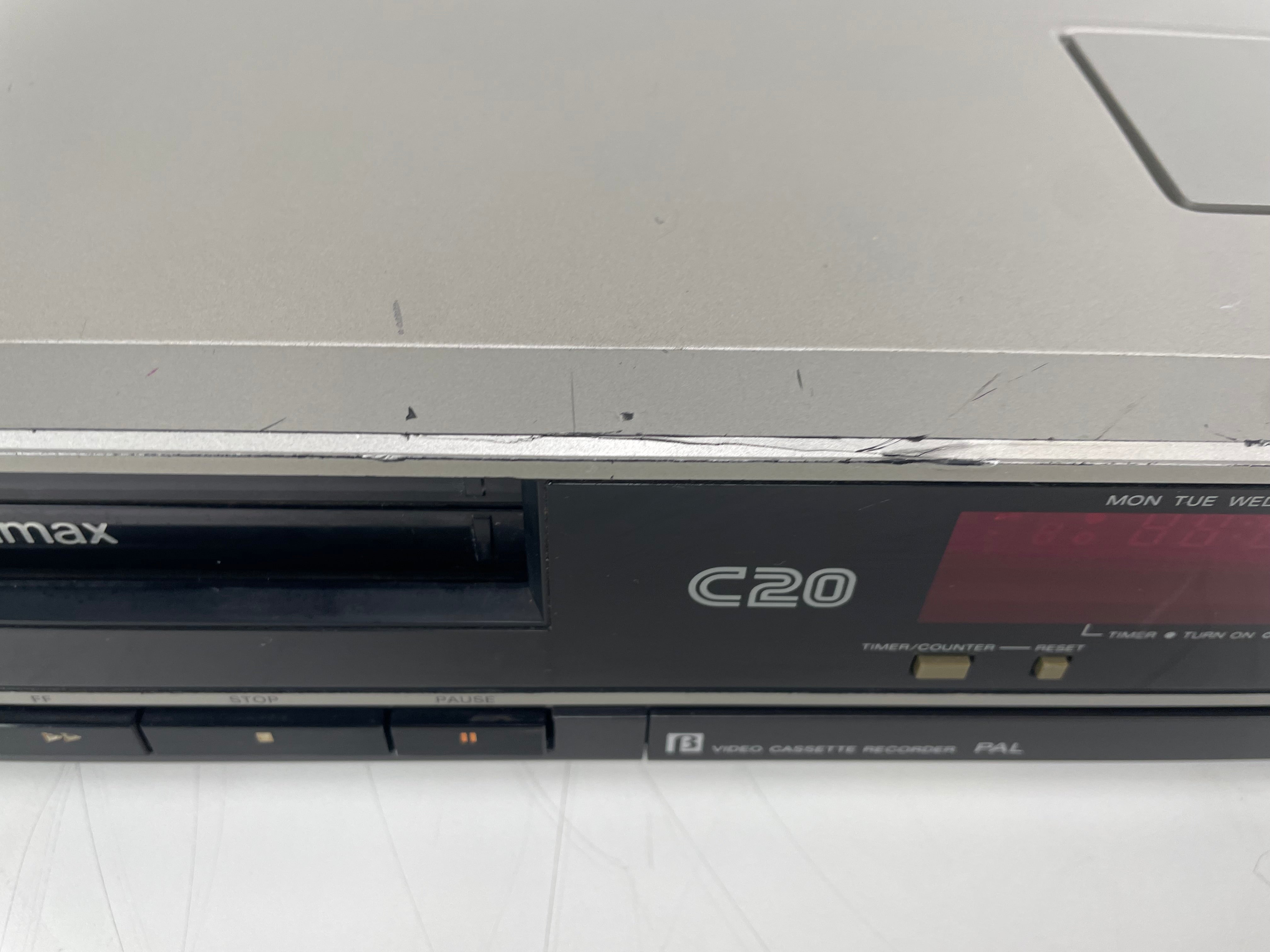 Sony - SLC20E - Betamax - Video Cassette Recorder - Serviced (Recapped/Repaired)