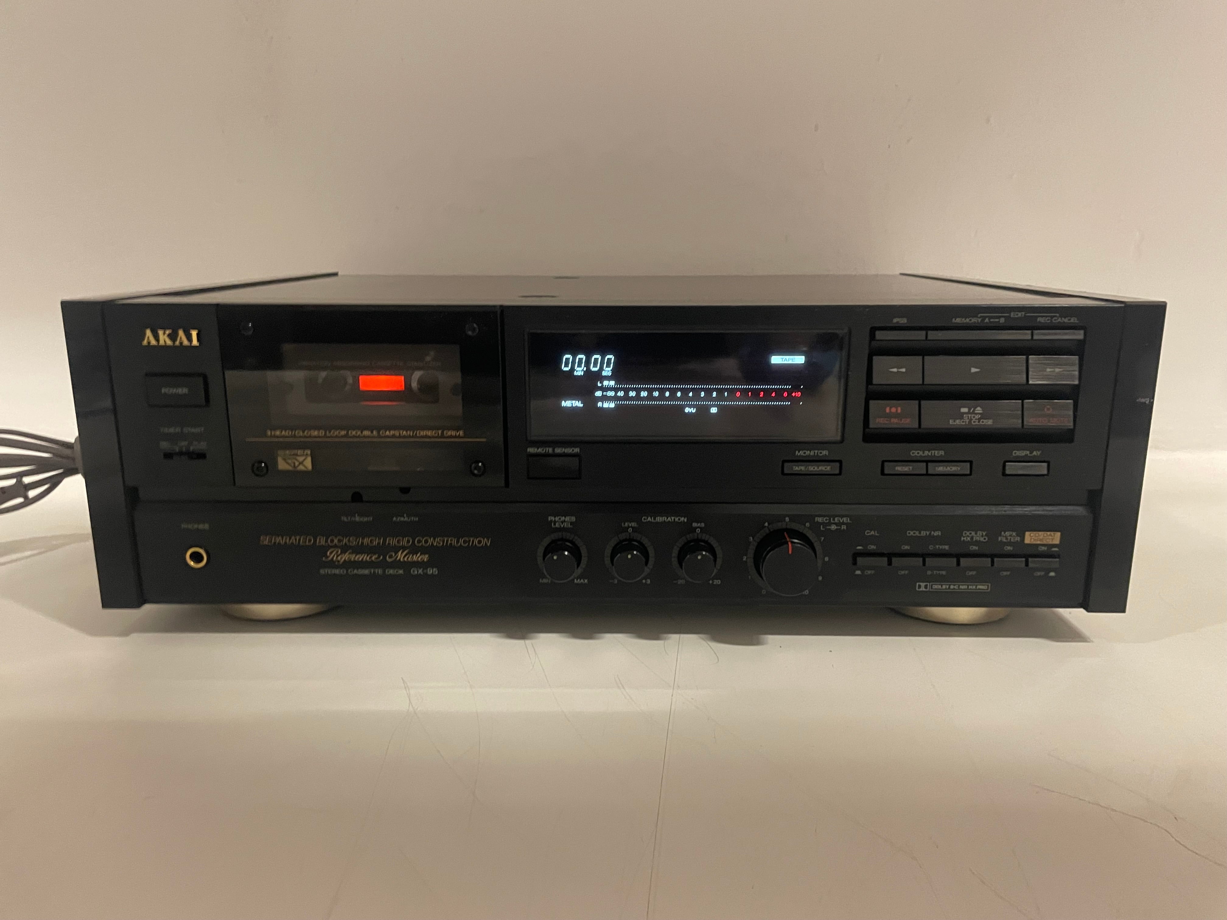 Akai - GX-95 - Stereo Cassette Deck - 3-Head - Double Capstan - GX-Head - Inc. Remote - Mint