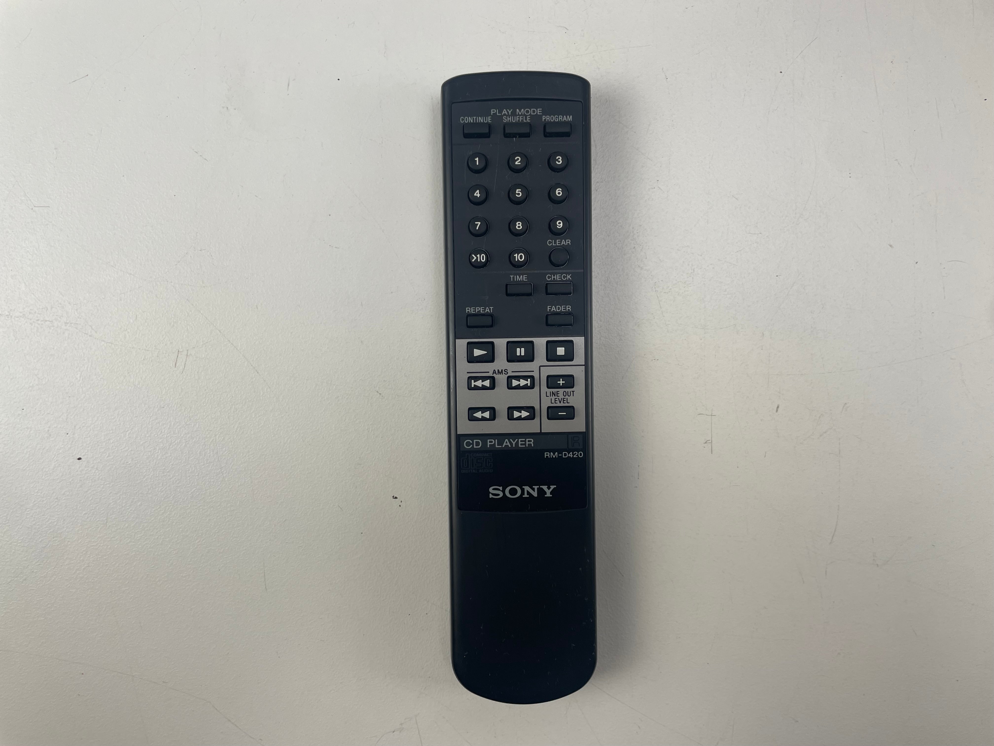 Sony - CDP-XE510 - CD-Player - Inc. Remote