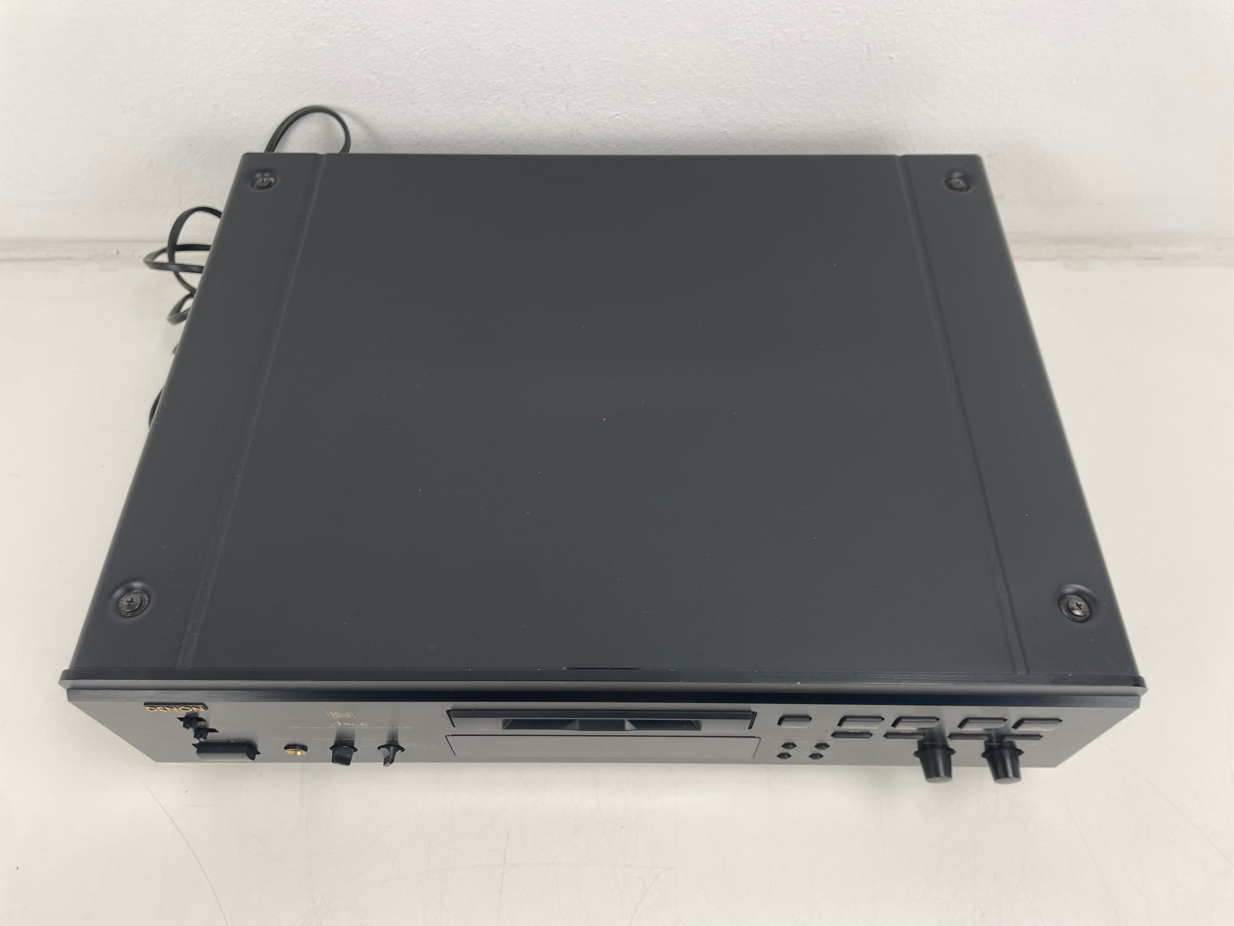Denon - DMD-1000 - MiniDisc Recorder - Inc. Remote