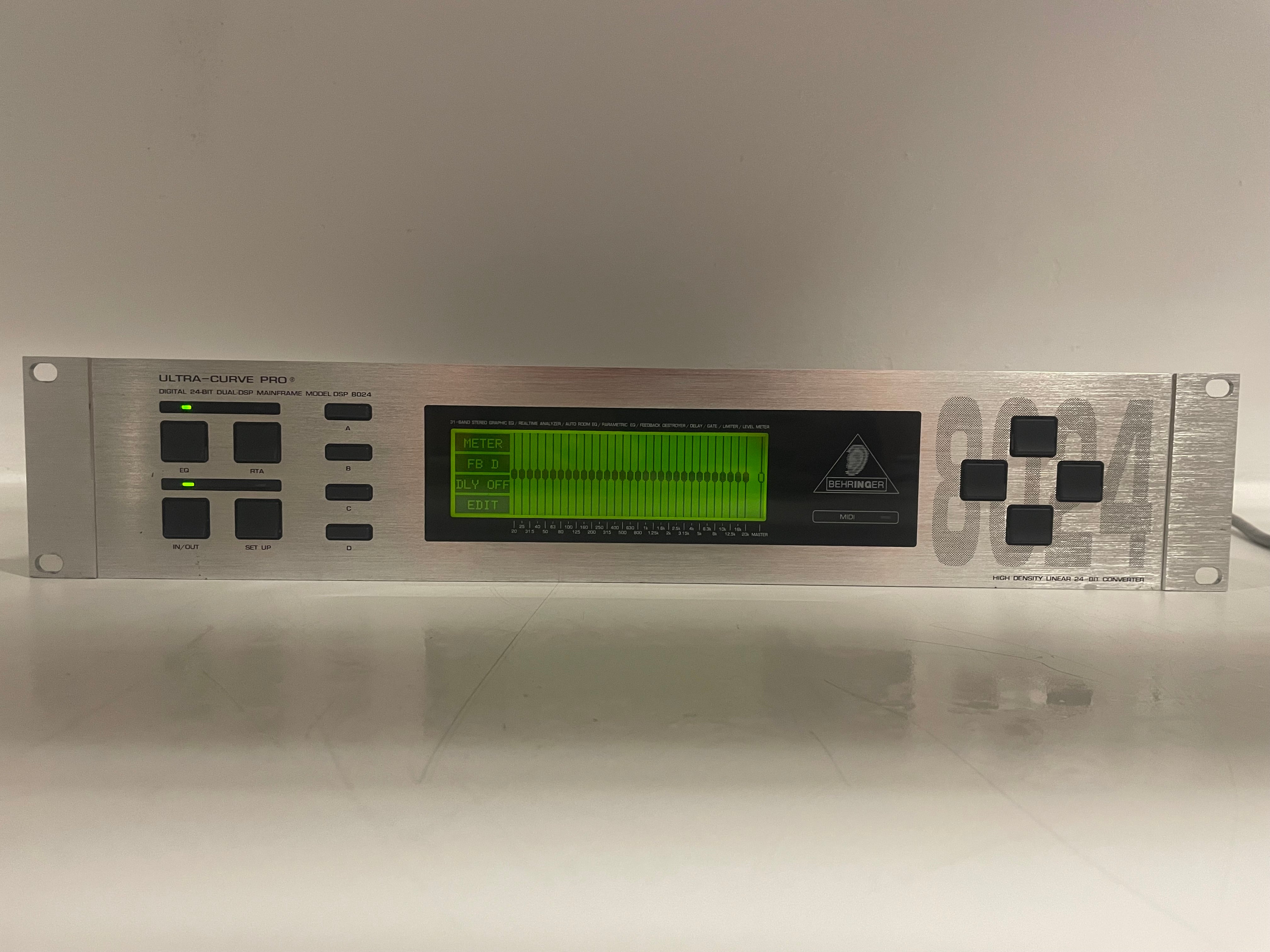 Behringer - Ultra-Curve Pro - DSP8024 - High Density Converter