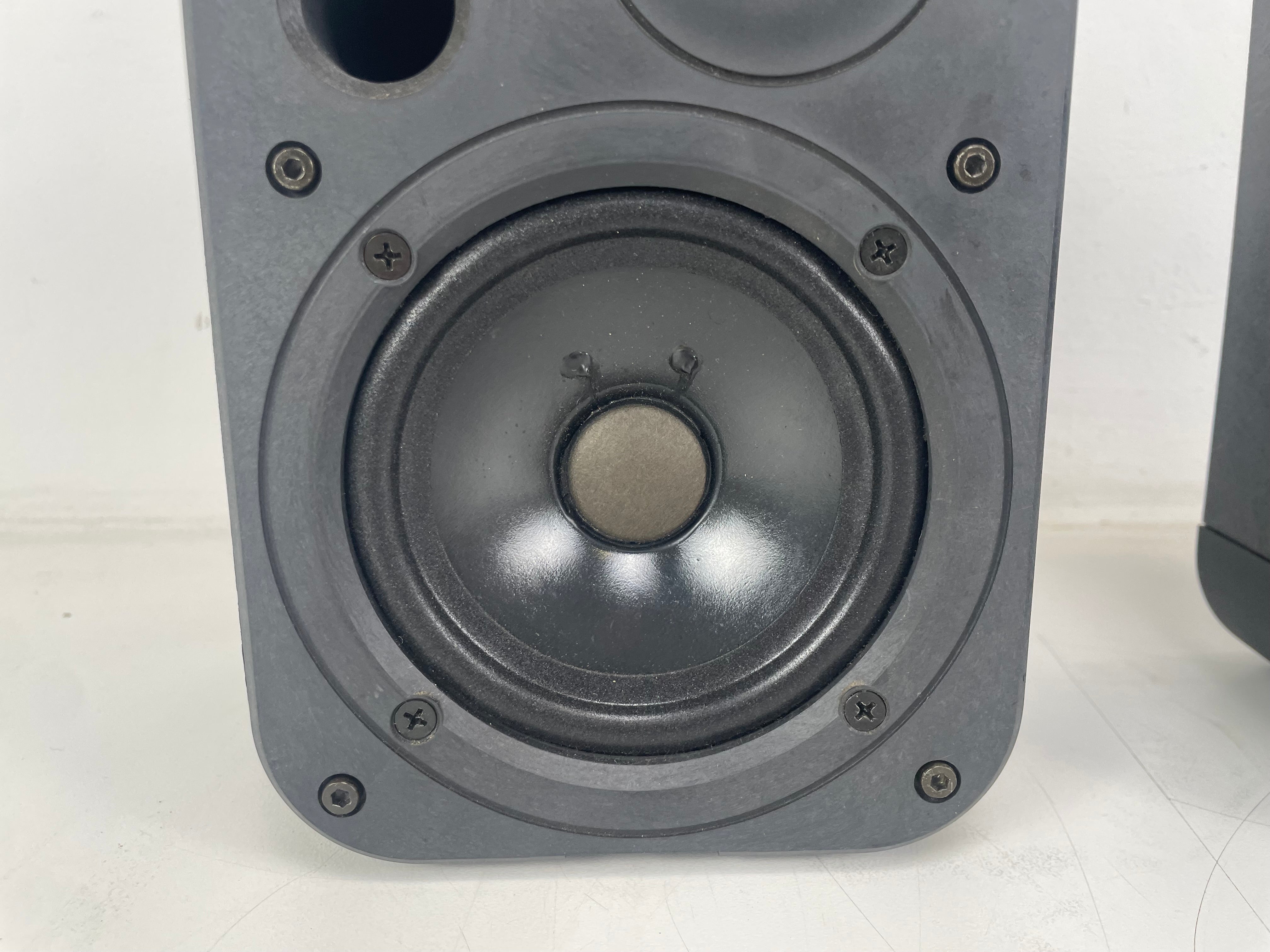JBL - Control 1C - Bookshelf Speakers - Serviced (Refoamed)