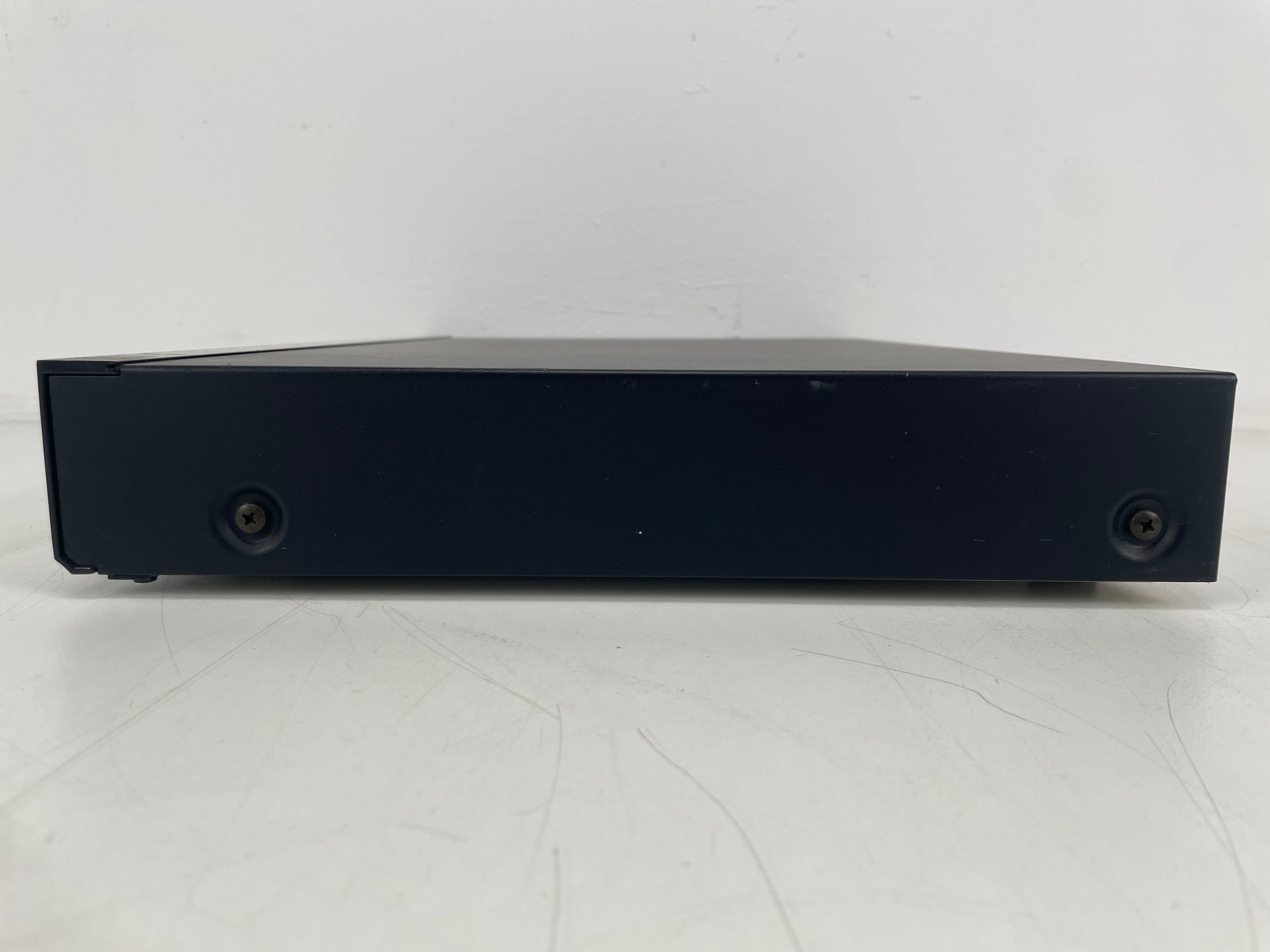 Kenwood - T2 - Tuner - Quartz Synthezised