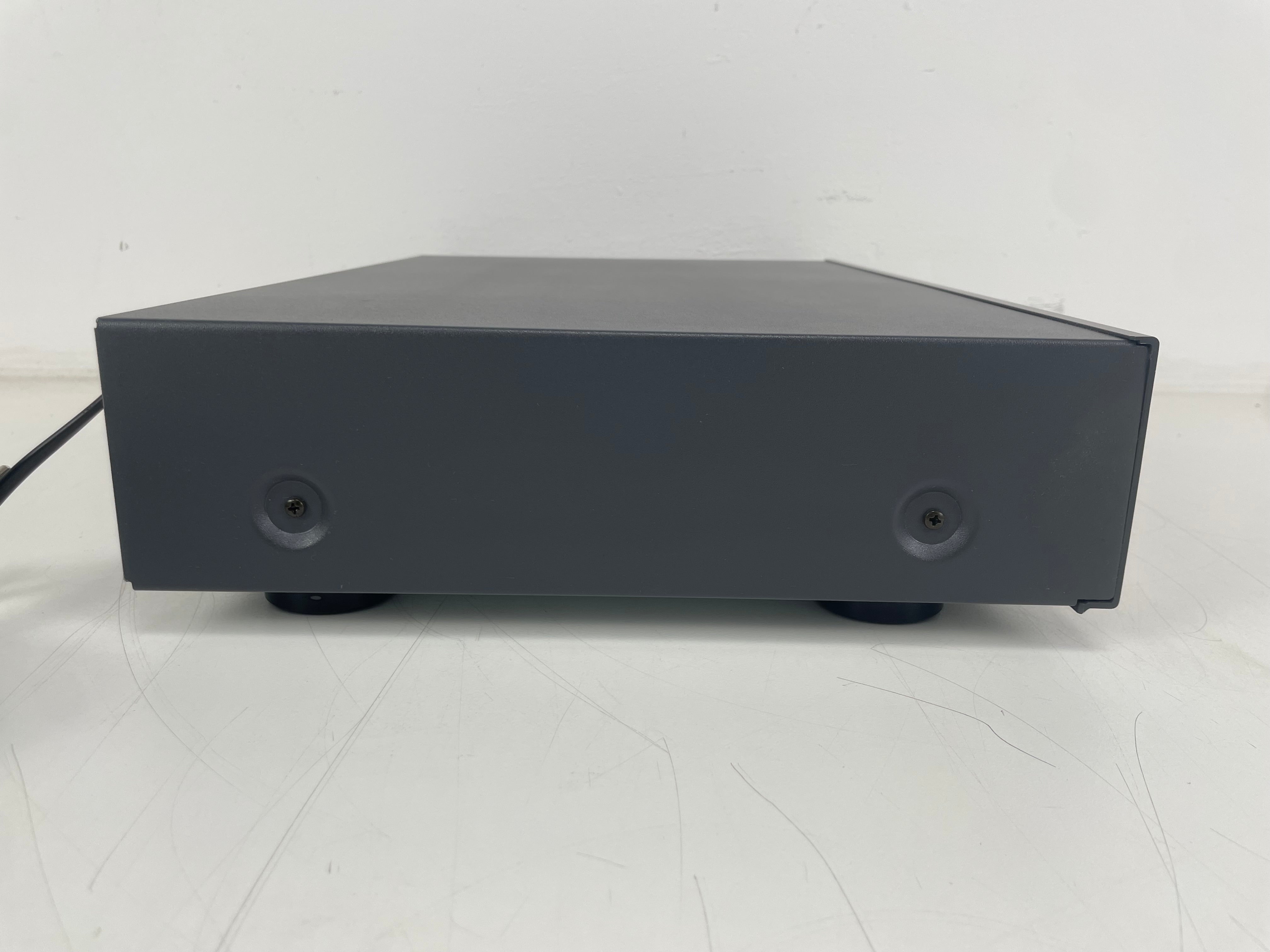 NAD - C440 - RDS Stereo Tuner