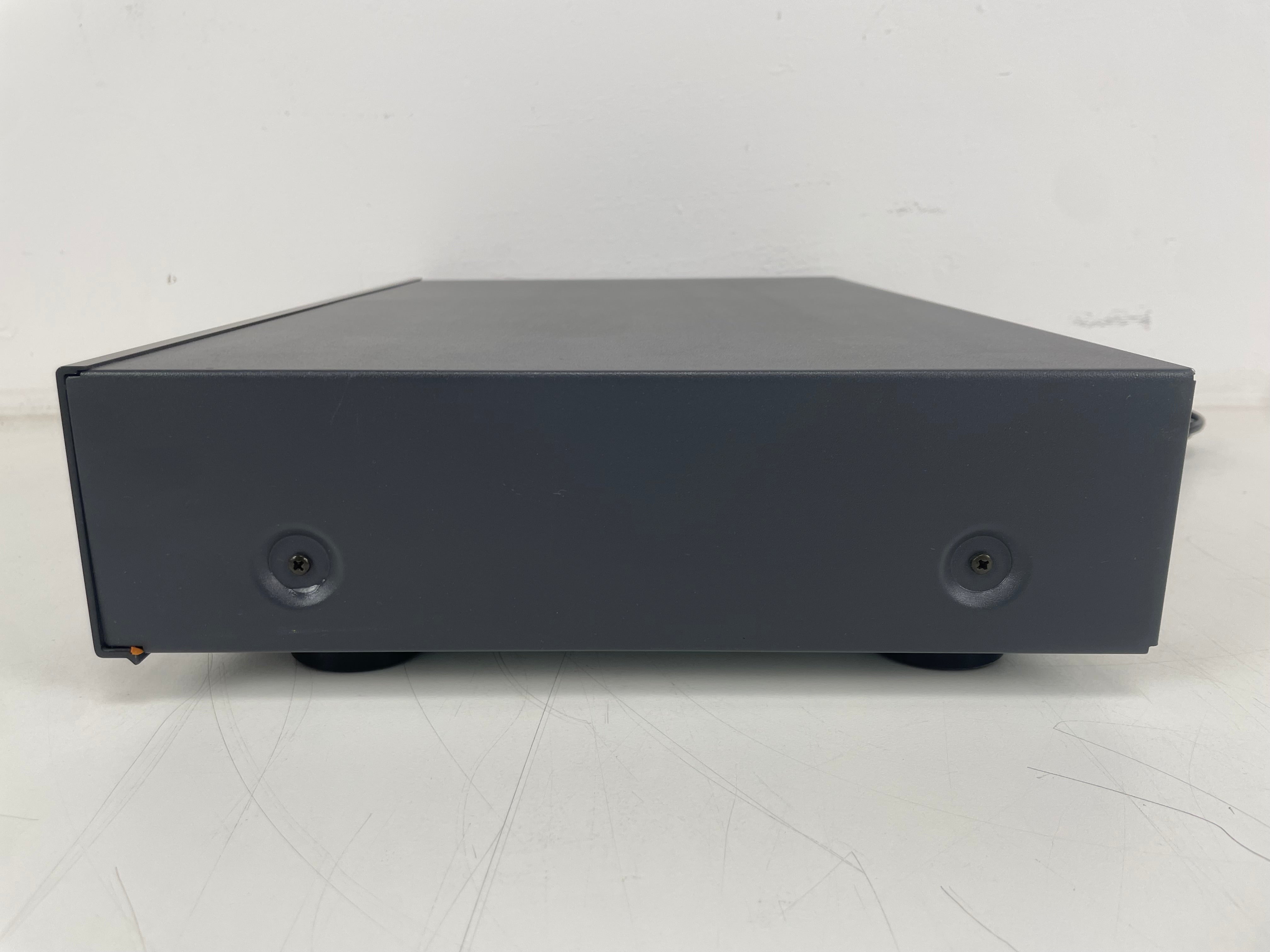 NAD - C440 - RDS Stereo Tuner