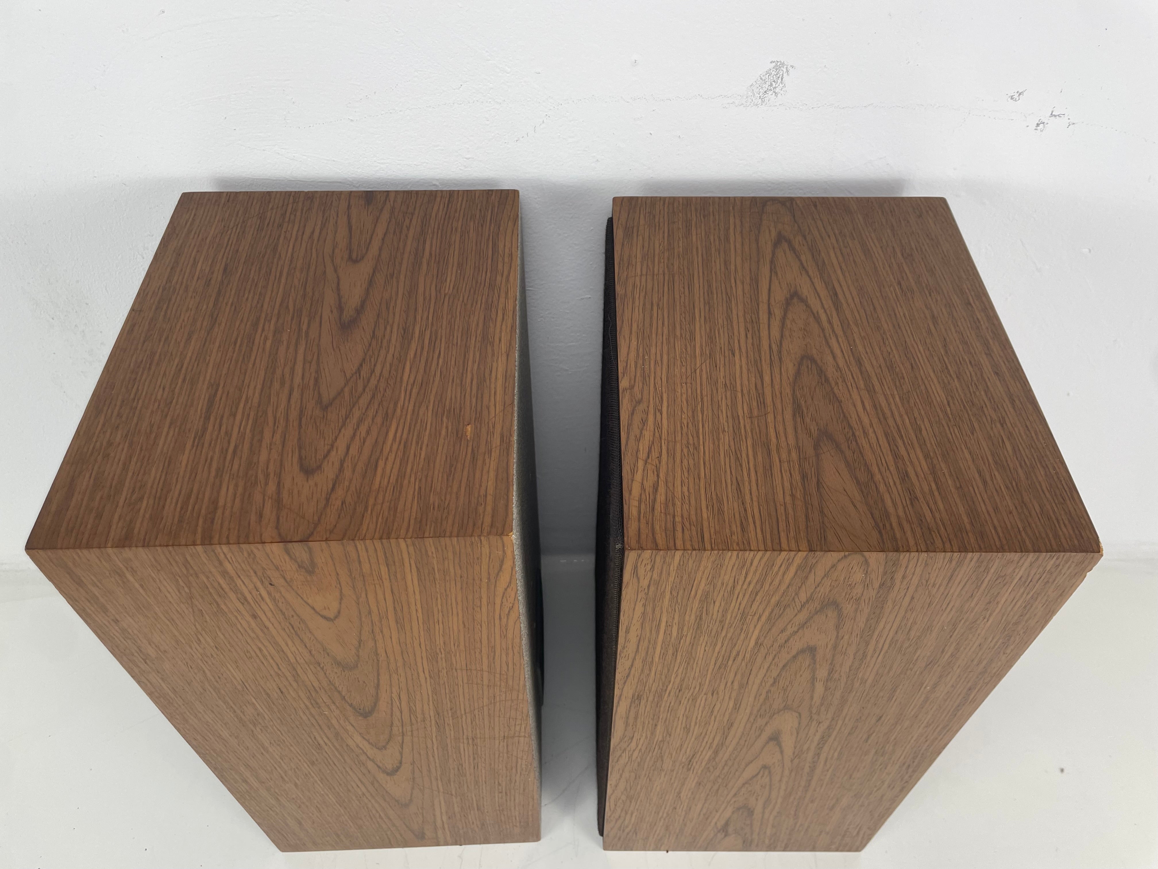 KEF - Chorale - SP1016 - 8 Ohm - Passive Bookshelf Speakers - Serviced (Repaired)