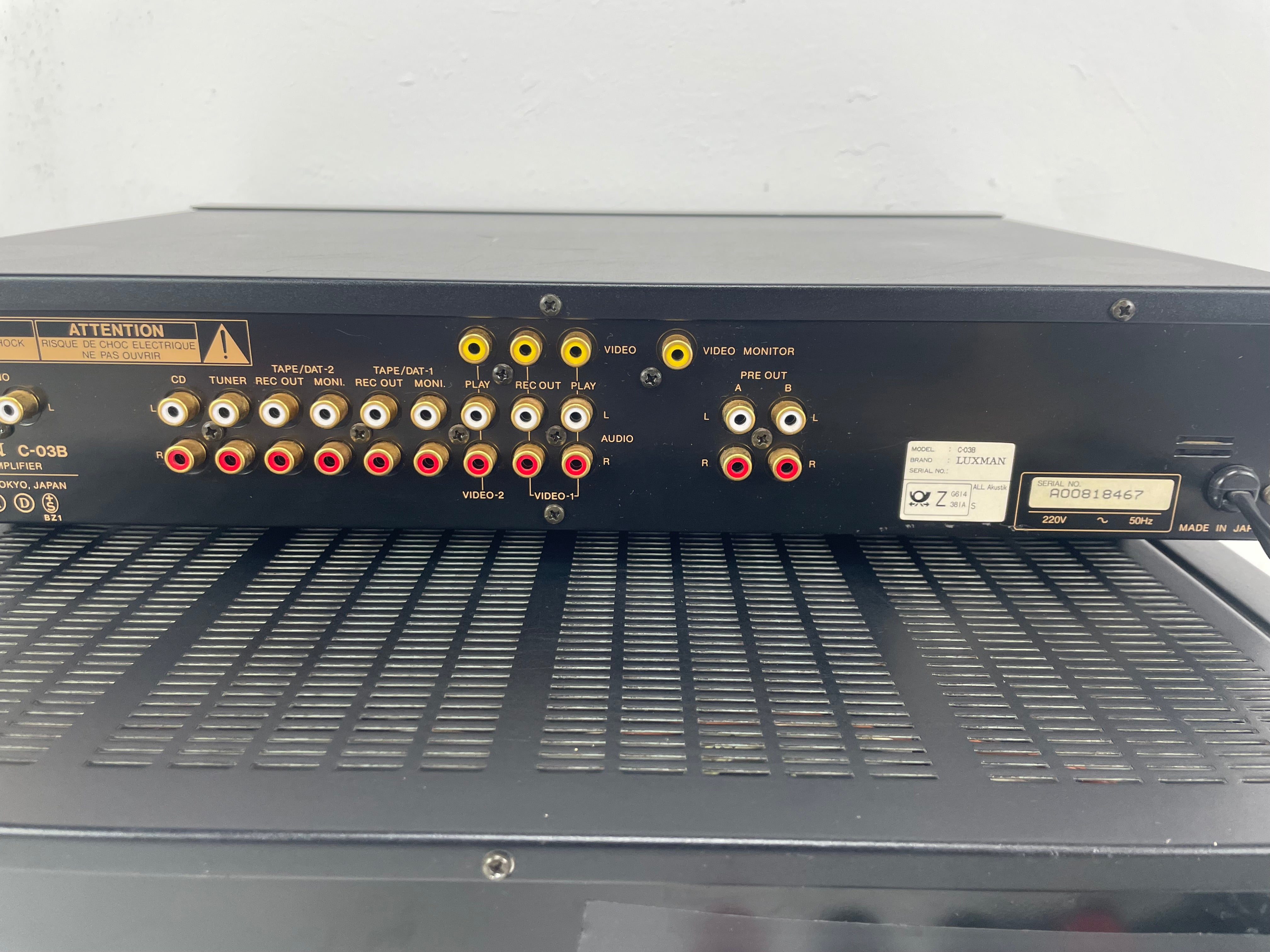 Luxman - M-03B & C-03B - Pre/Power-amp Set