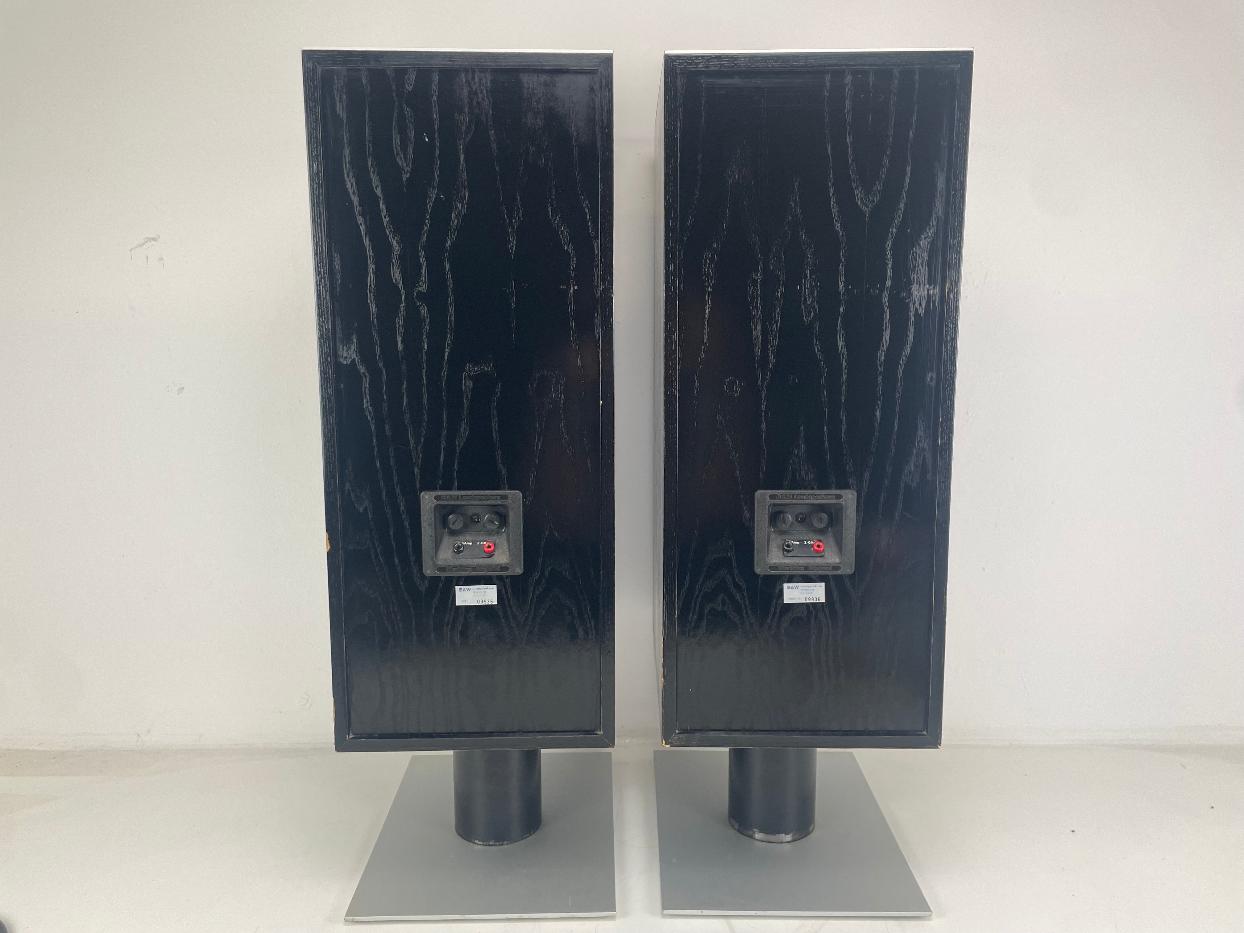 Bowers & Wilkens - DM7 - Matched Pair - Floorstanding Passive Speakers - Serviced (Repaired)