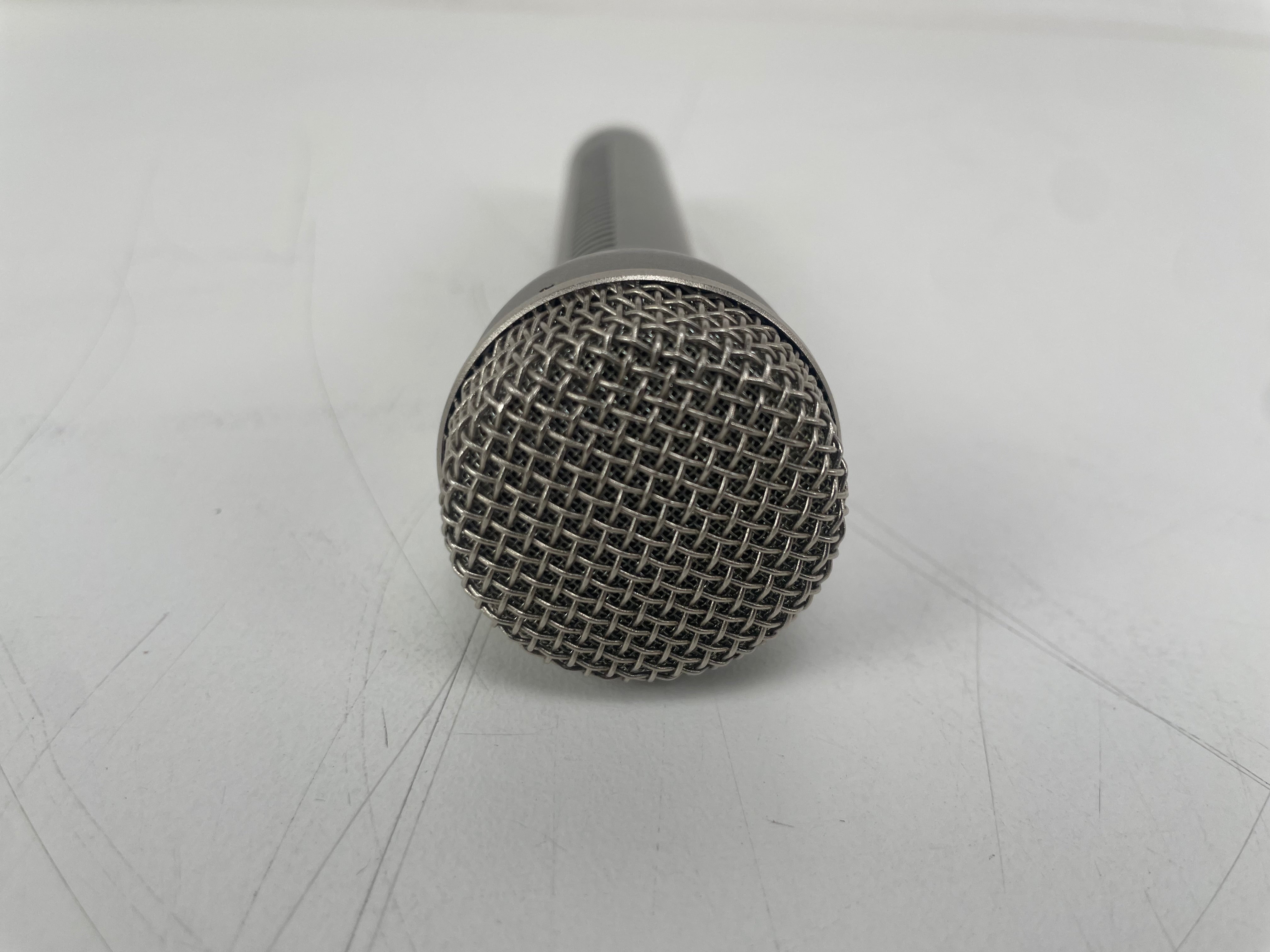 AKG - D19C - Cardioid Dynamic Microphone - 30 to 16,000 Hz - 200 Ohms - Inc. Mount/Cable