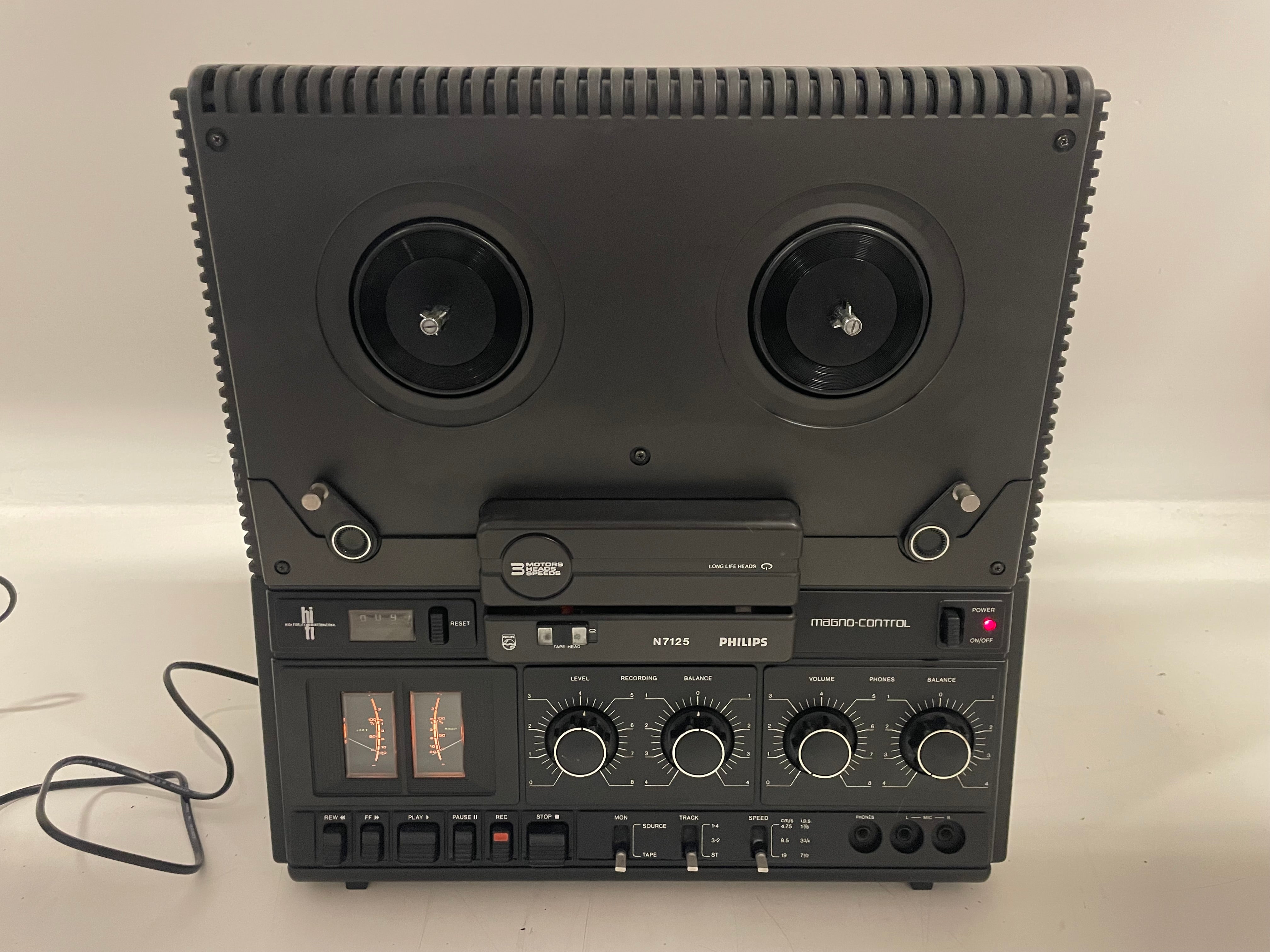 Philips - N7125 - 3-Head - Reel-to-Reel - Serviced (Tested/New Belts)