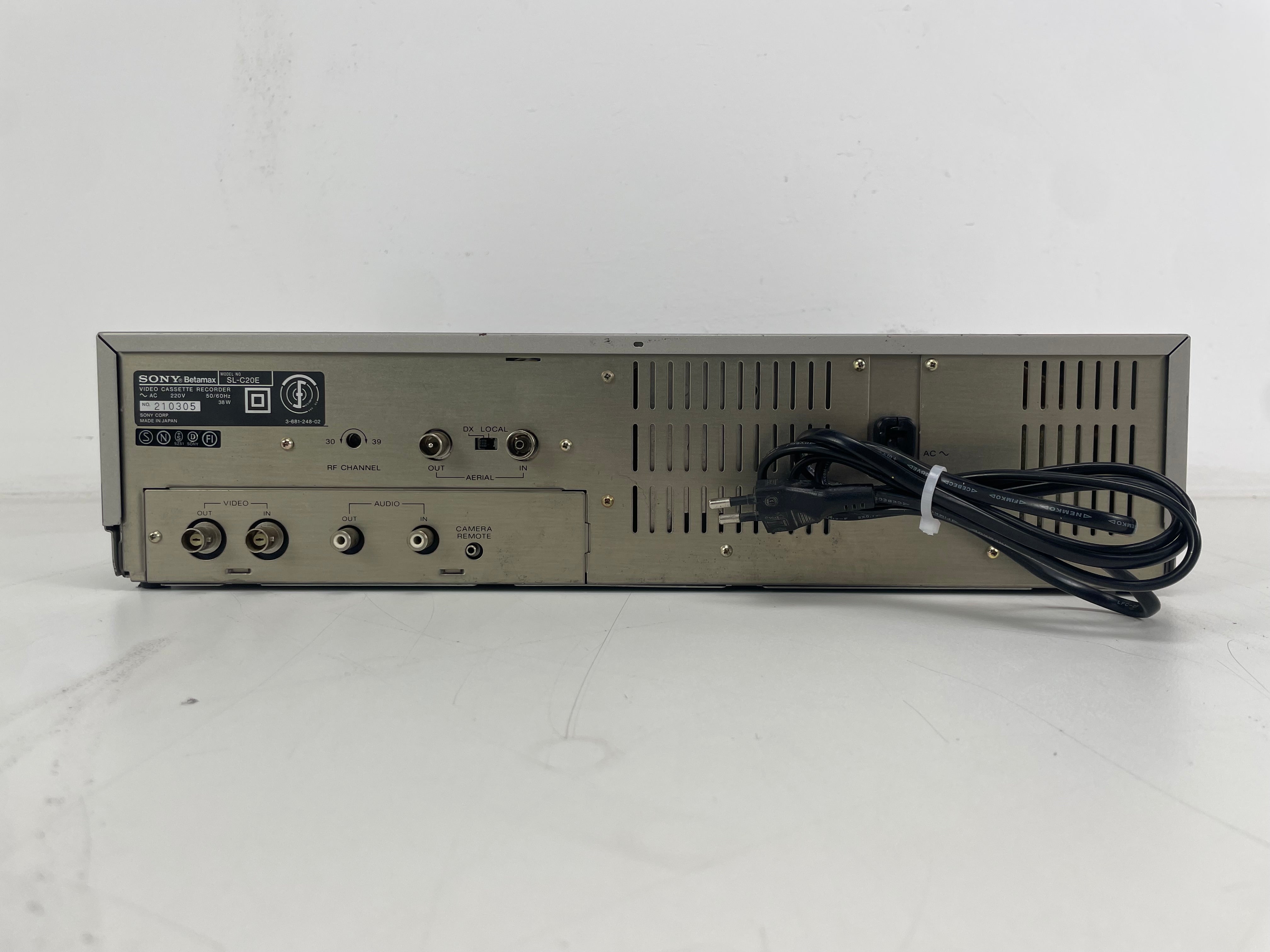 Sony - SLC20E - Betamax - Video Cassette Recorder - Serviced (Recapped/Repaired)