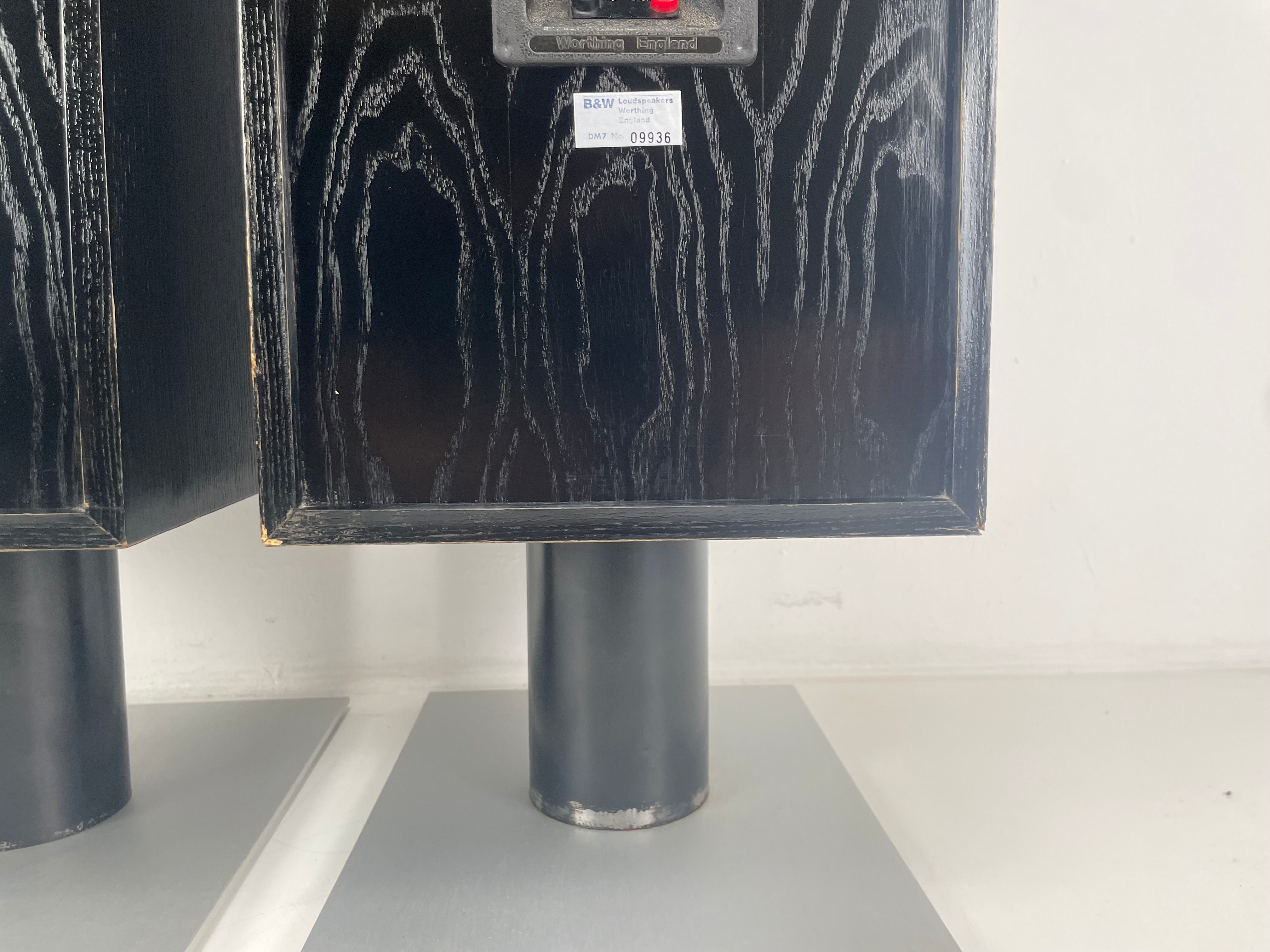 Bowers & Wilkens - DM7 - Matched Pair - Floorstanding Passive Speakers - Serviced (Repaired)