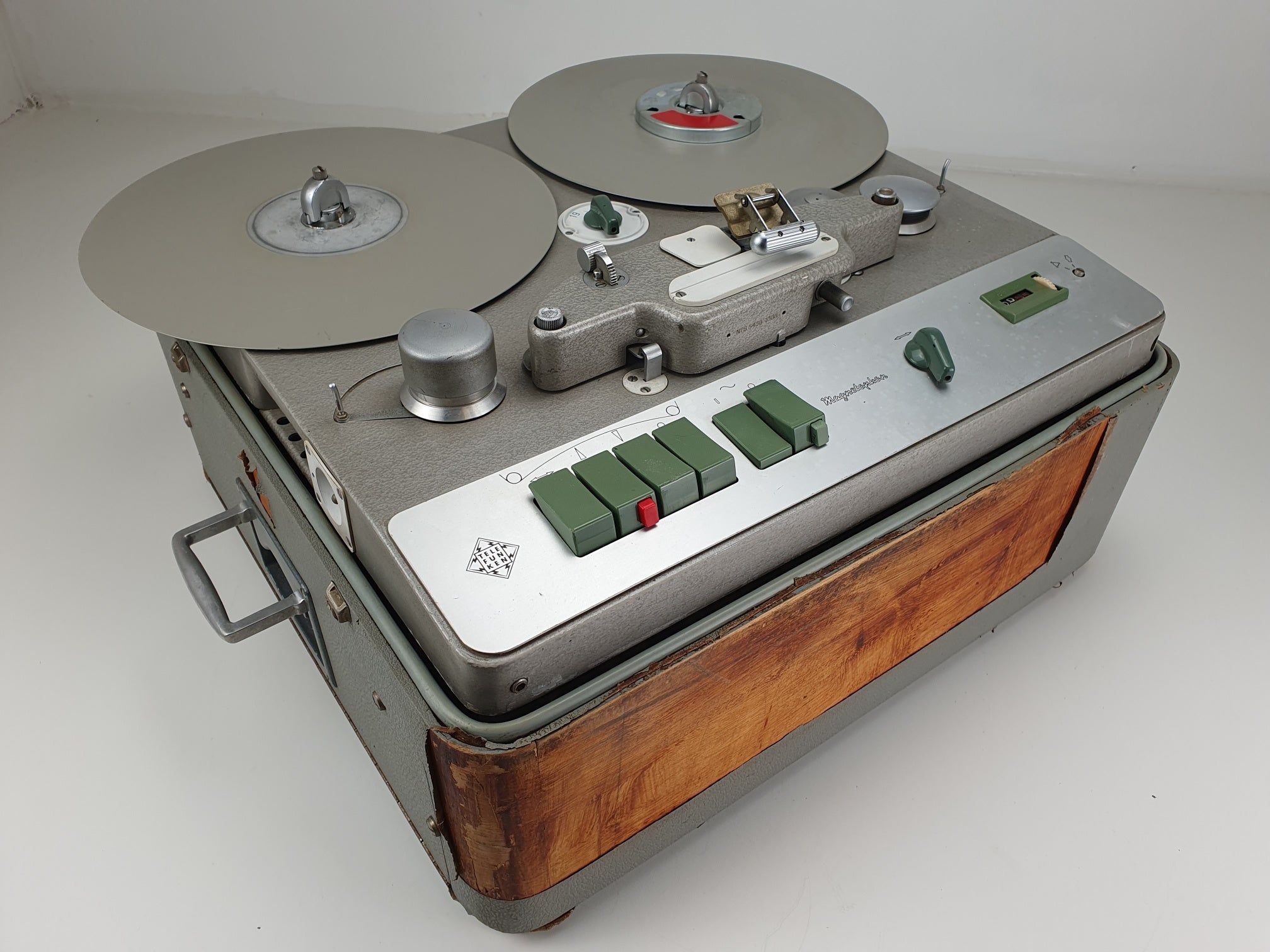 Telefunken M5B stereo bandrecorder in koffer met beschermfolie en handleiding - Onderhoud uitgevoerd