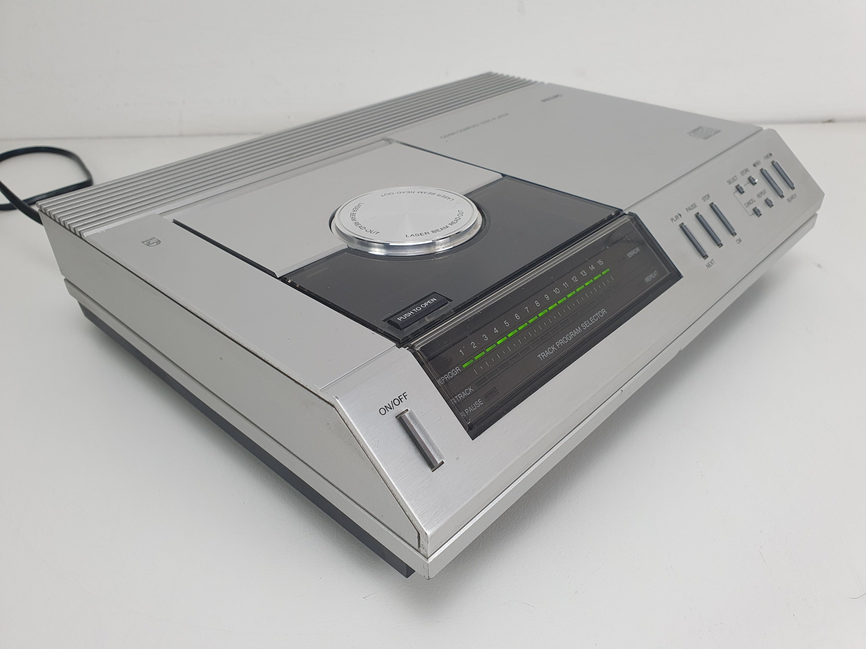 Philips CD100 cd-speler - Gemaakt in Nederland - Onderhoud uitgevoerd