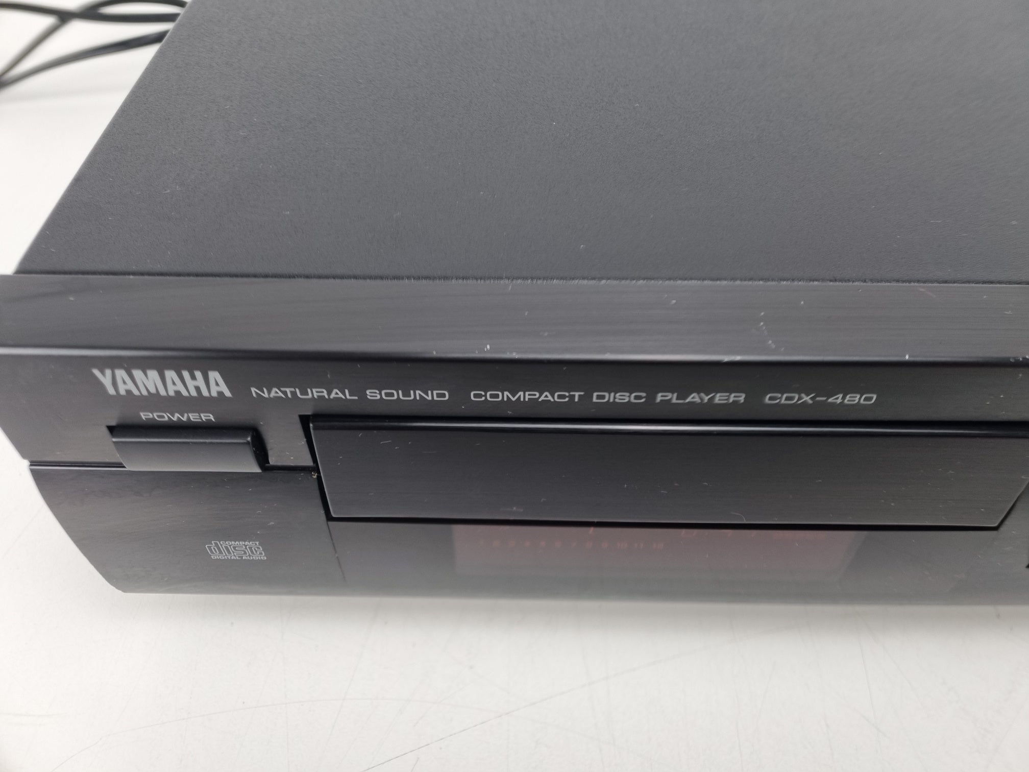 Yamaha CDX-480 - Natural Sound Compact Disc Player
