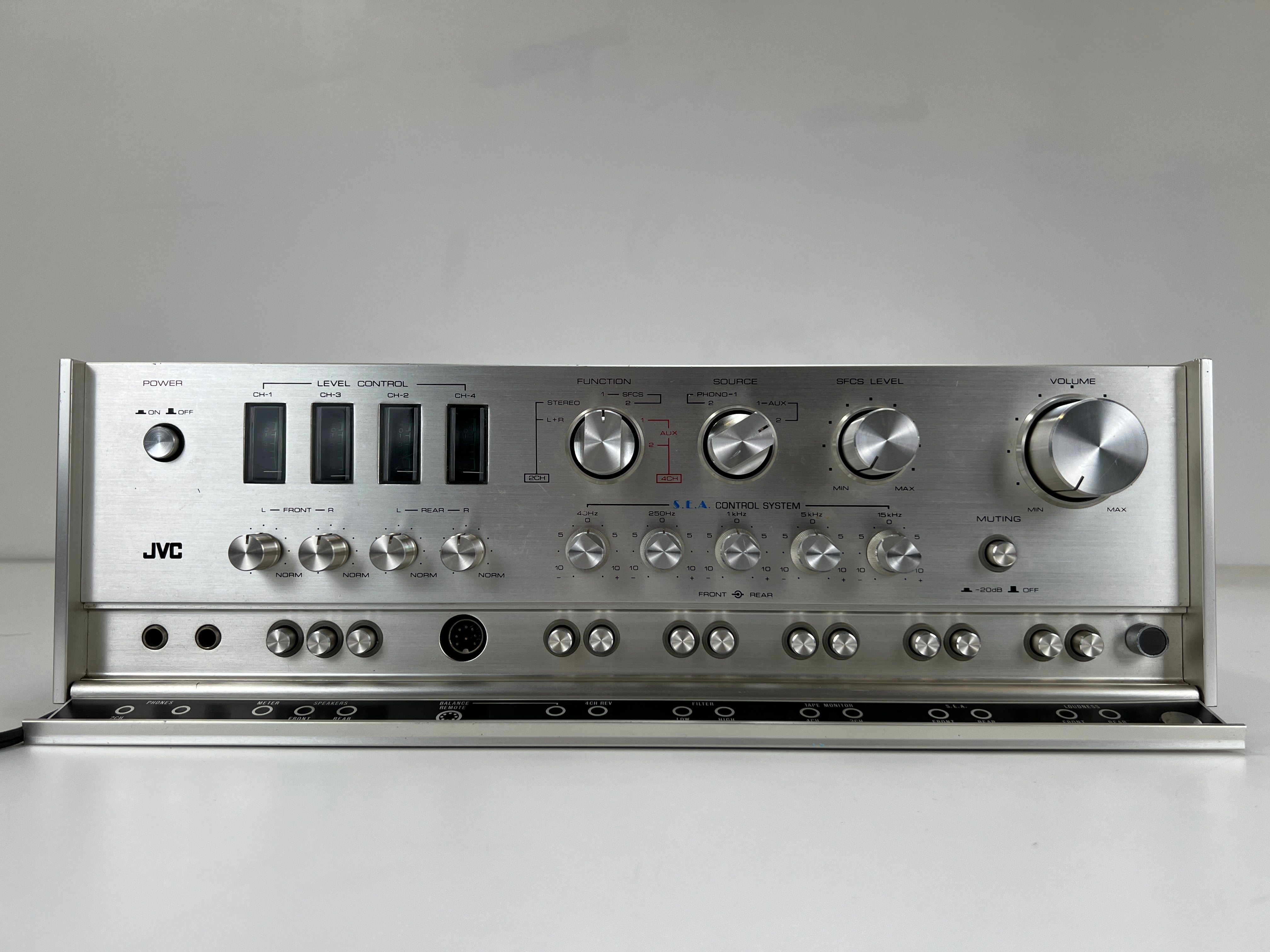 JVC 4VN-990 - 4 Channel Integrated Amplifier