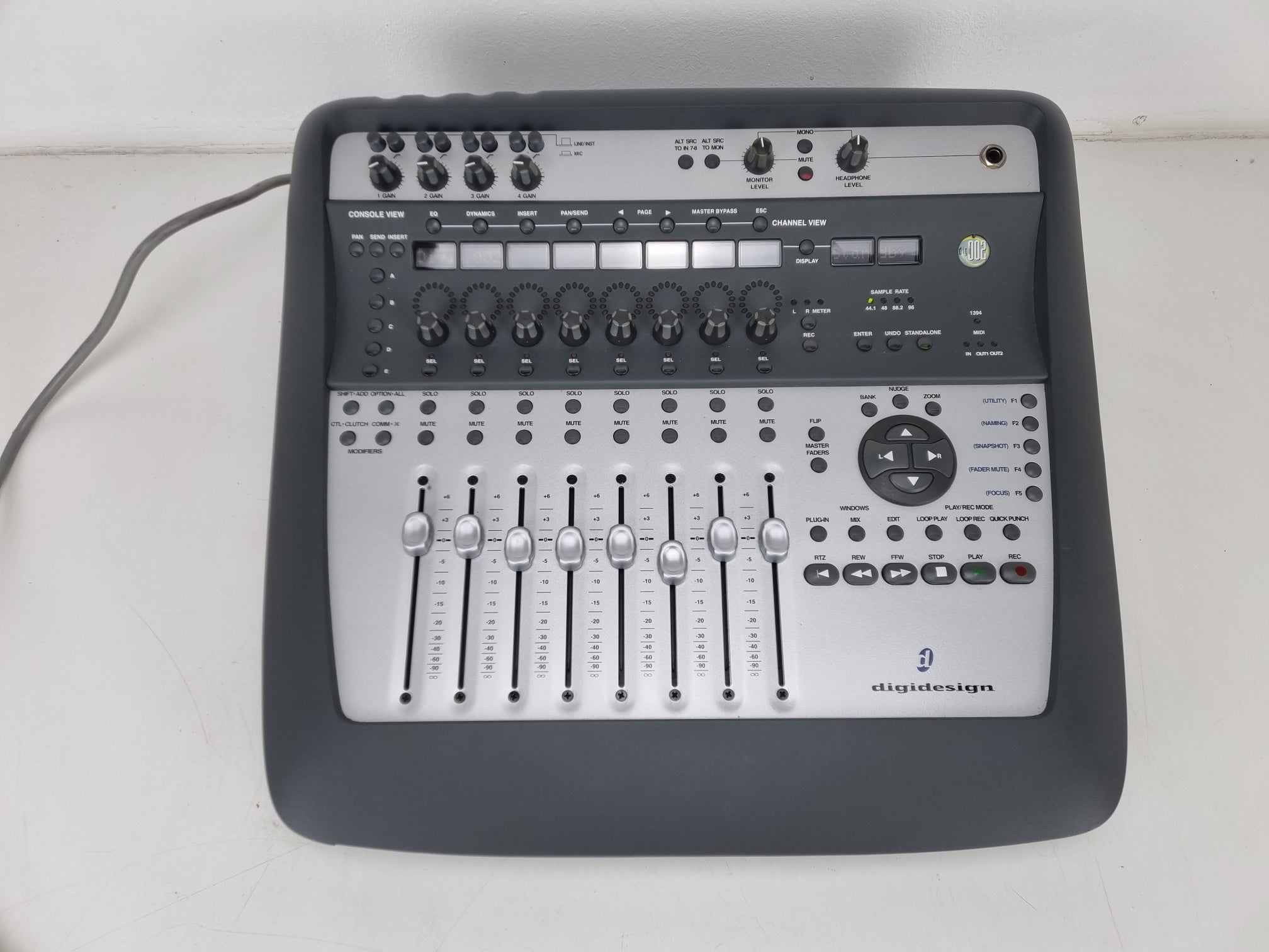 Digidesign DIGI 002 - Digital Audio Interface Console - power Tested