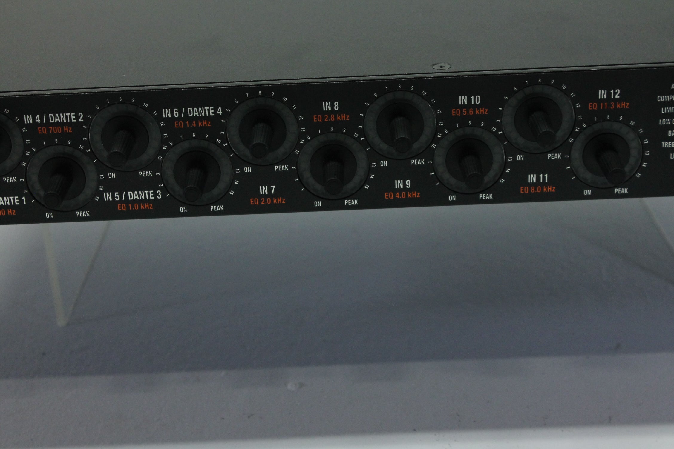 AKG DMM14 ULD Microphone Mixer
