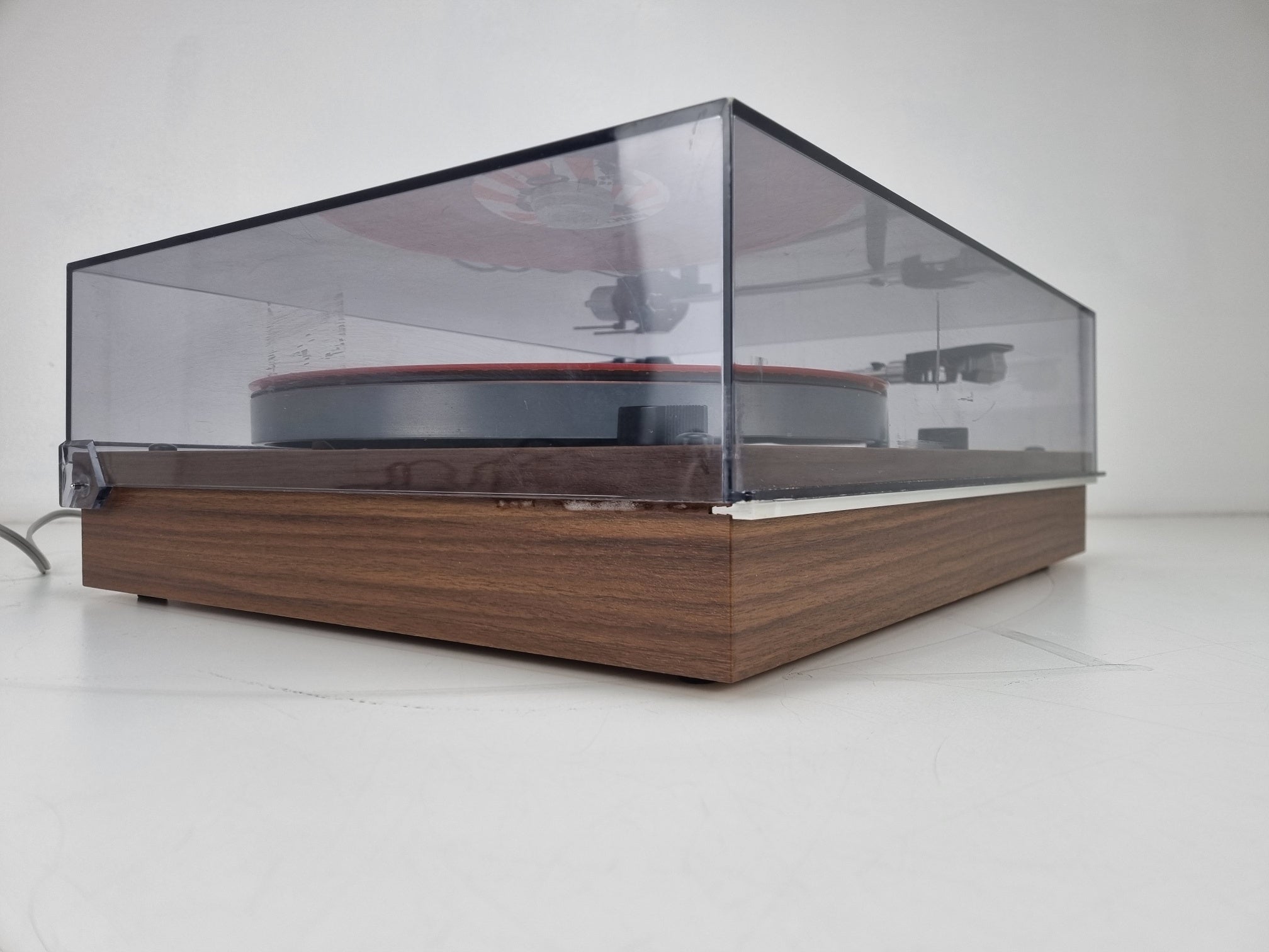 Thorens TD 165 -  with Philips 401 needle - Nice Dust Cover - Great condition