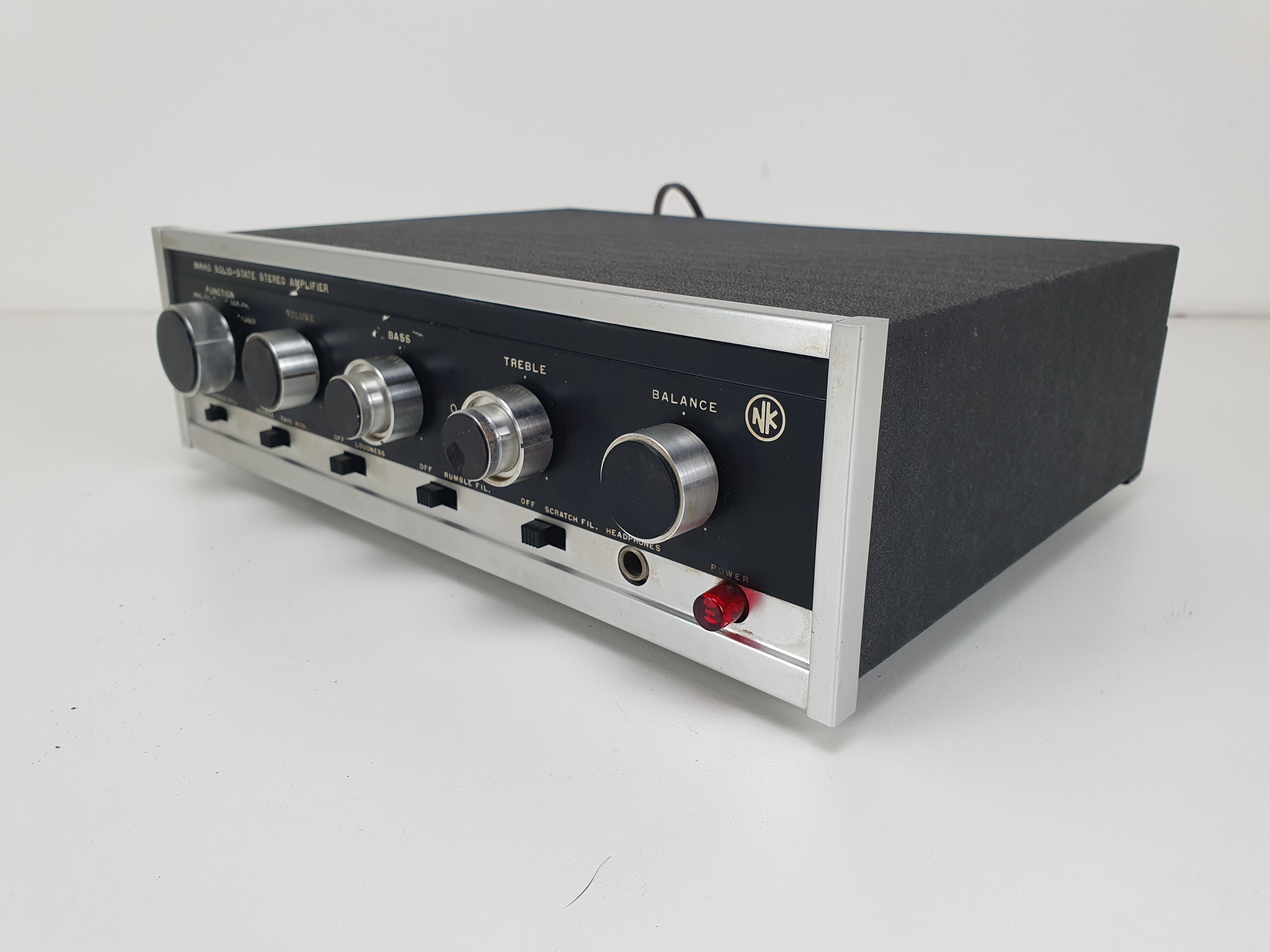 Nikko TRM40LA stereo solid-state versterker - onderhoud uitgevoerd