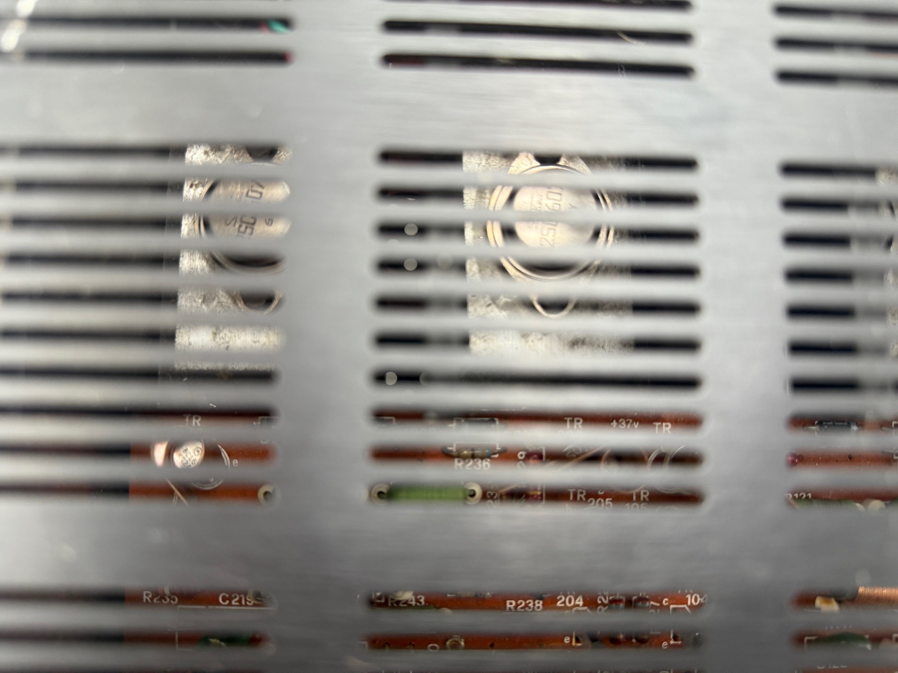 Quartz Systems Q5 stereo geïntegreerde versterker - onderhoud uitgevoerd