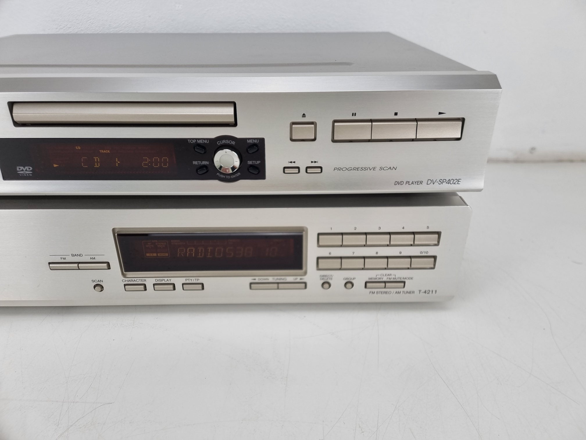 Onkyo DV-SP402E dvd-speler - T-4211 FM-stereo / AM-tuner