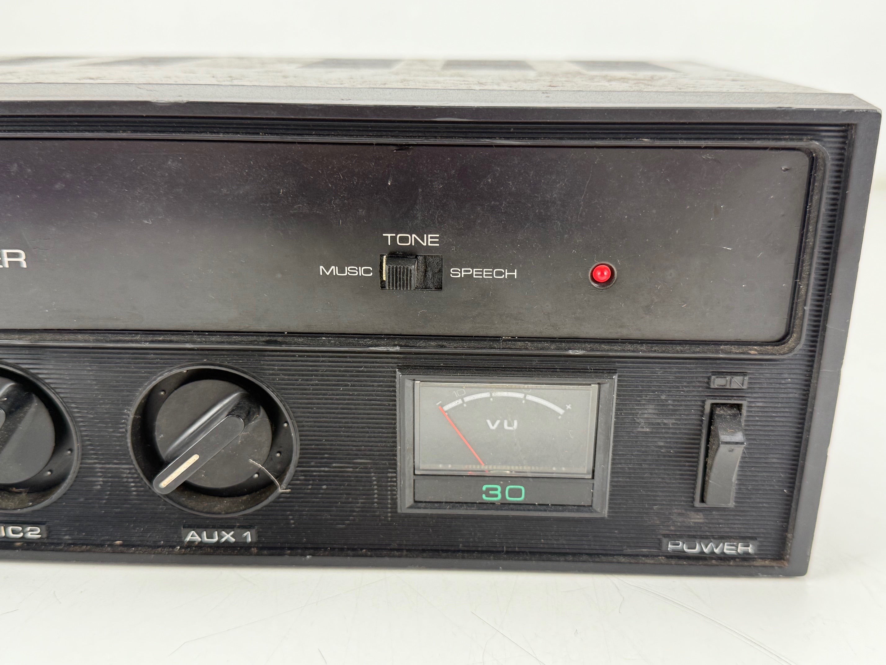 TOA Electronics TA-303 PA-versterker