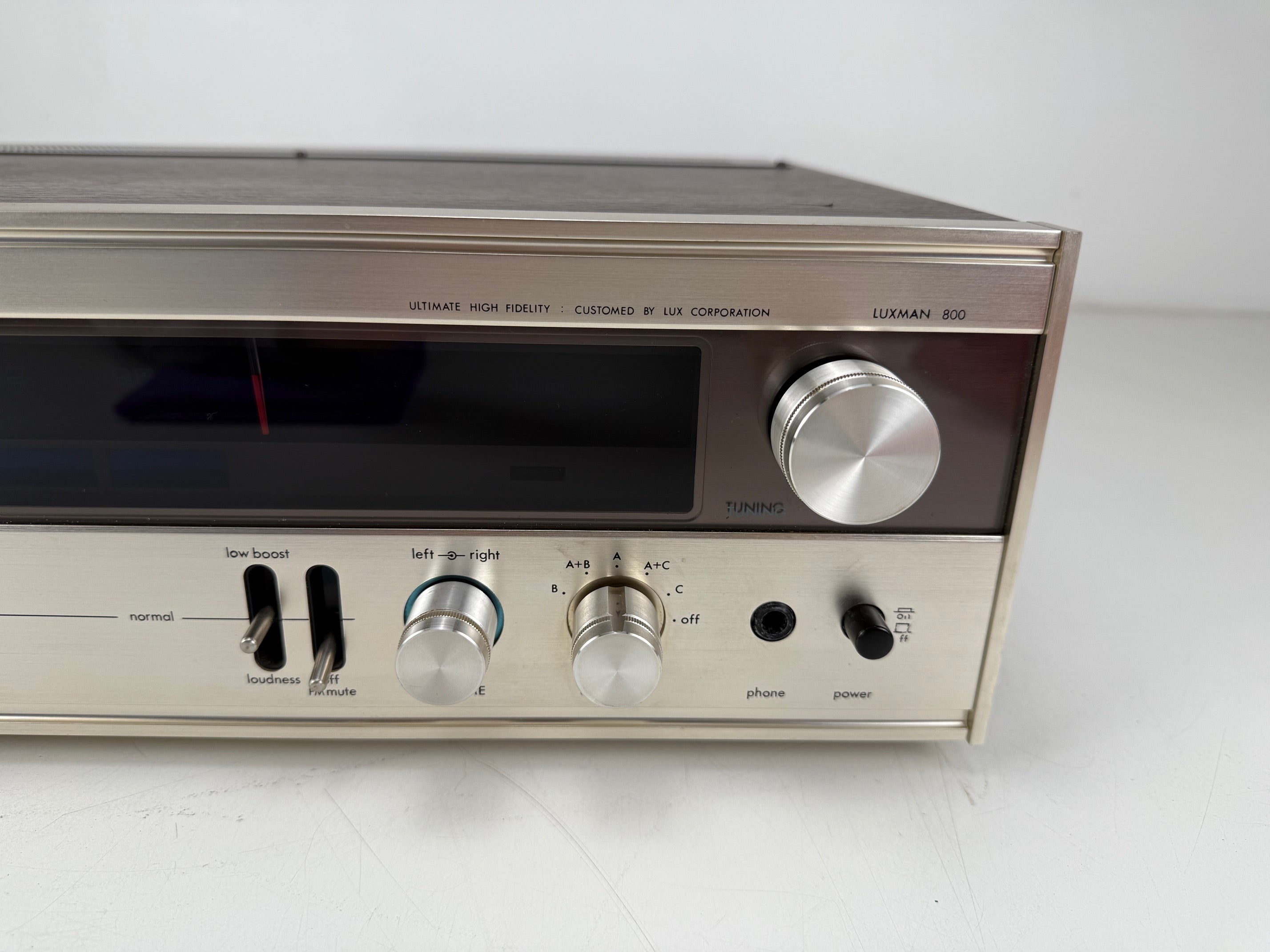 Luxman R-800E Solid State AM/FM Multiplex Stereo Receiver - Serviced