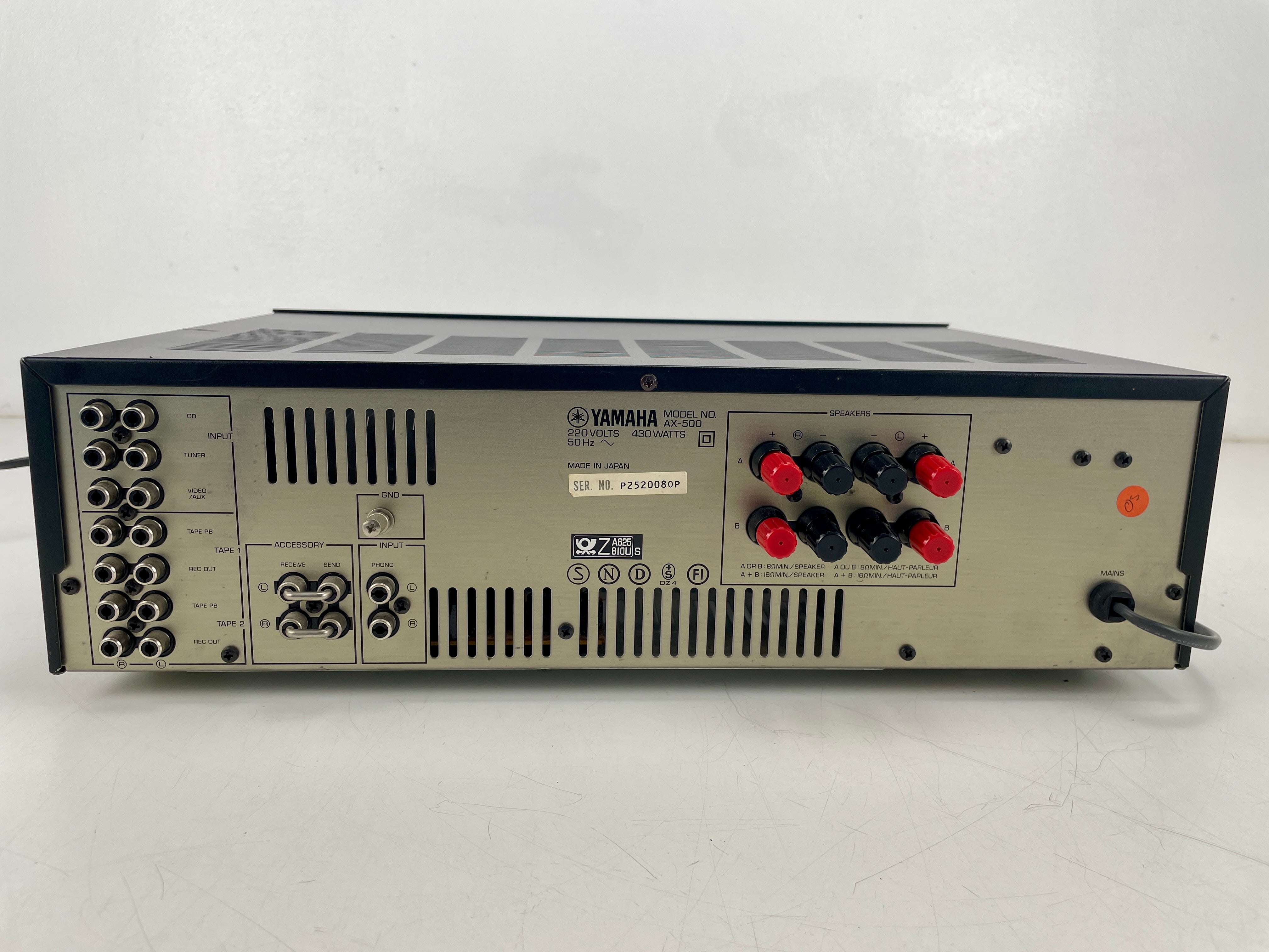 Yamaha AX-500 stereo versterker - Onderhoud/Revisie van condensatoren