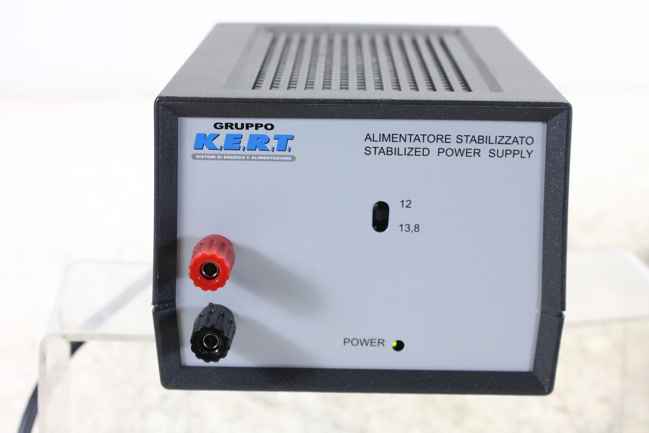 Kert KAT10 voeding 230 VAC naar 12V/13,8V in doos