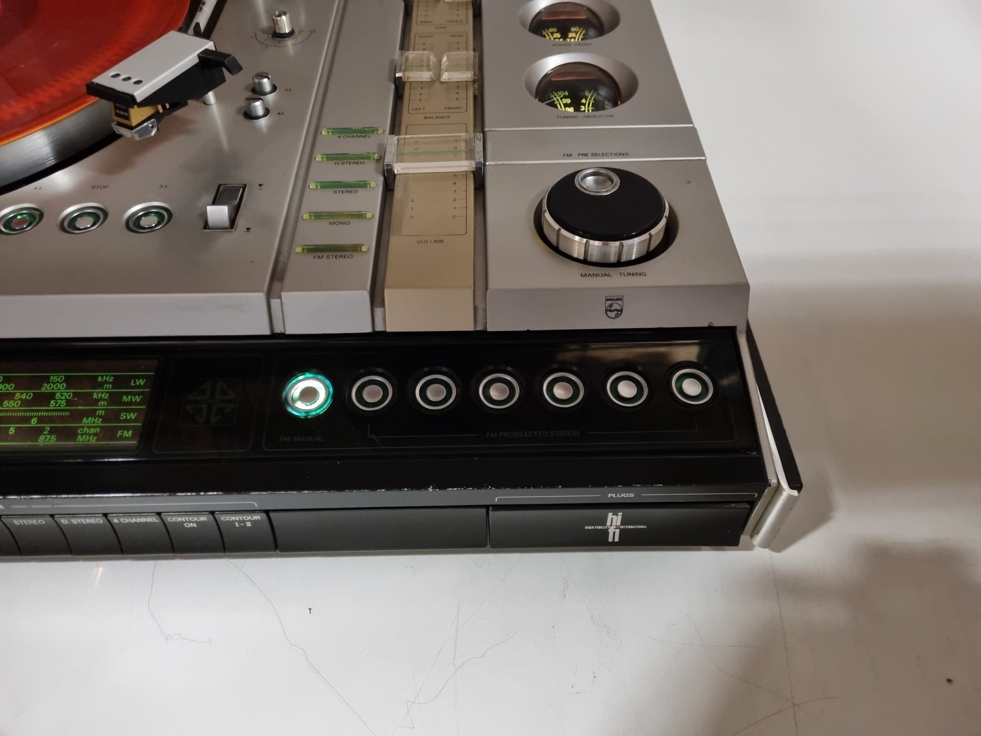 Philips RH 832 - VU meter repaird - New Ligths - 4x Philips 541 MFB speakers